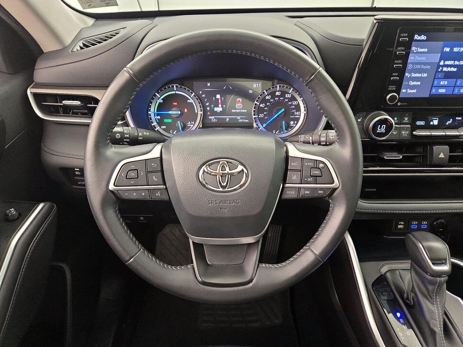 Thumbnail: 2022 Toyota Highlander - 10