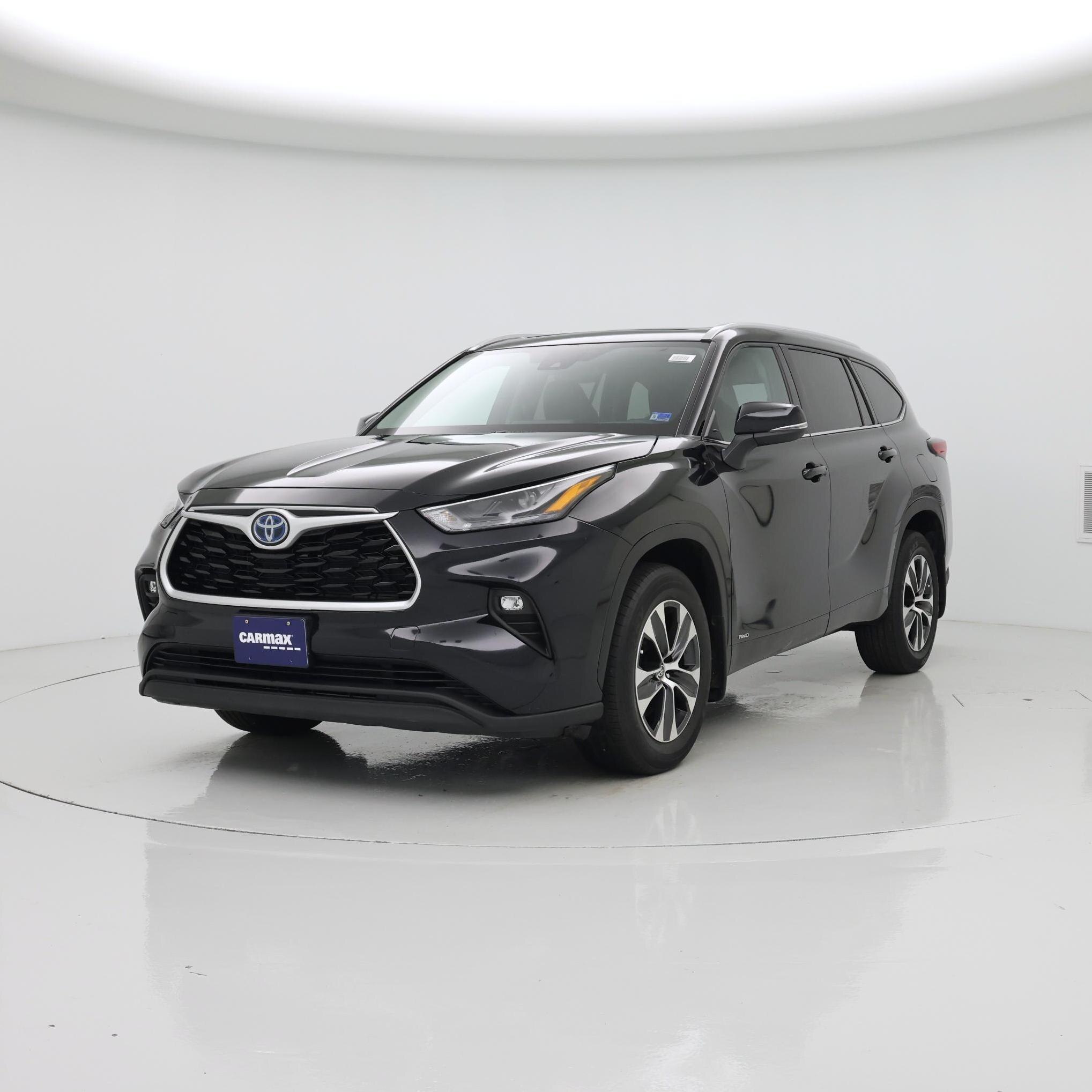 Thumbnail: 2022 Toyota Highlander - 4