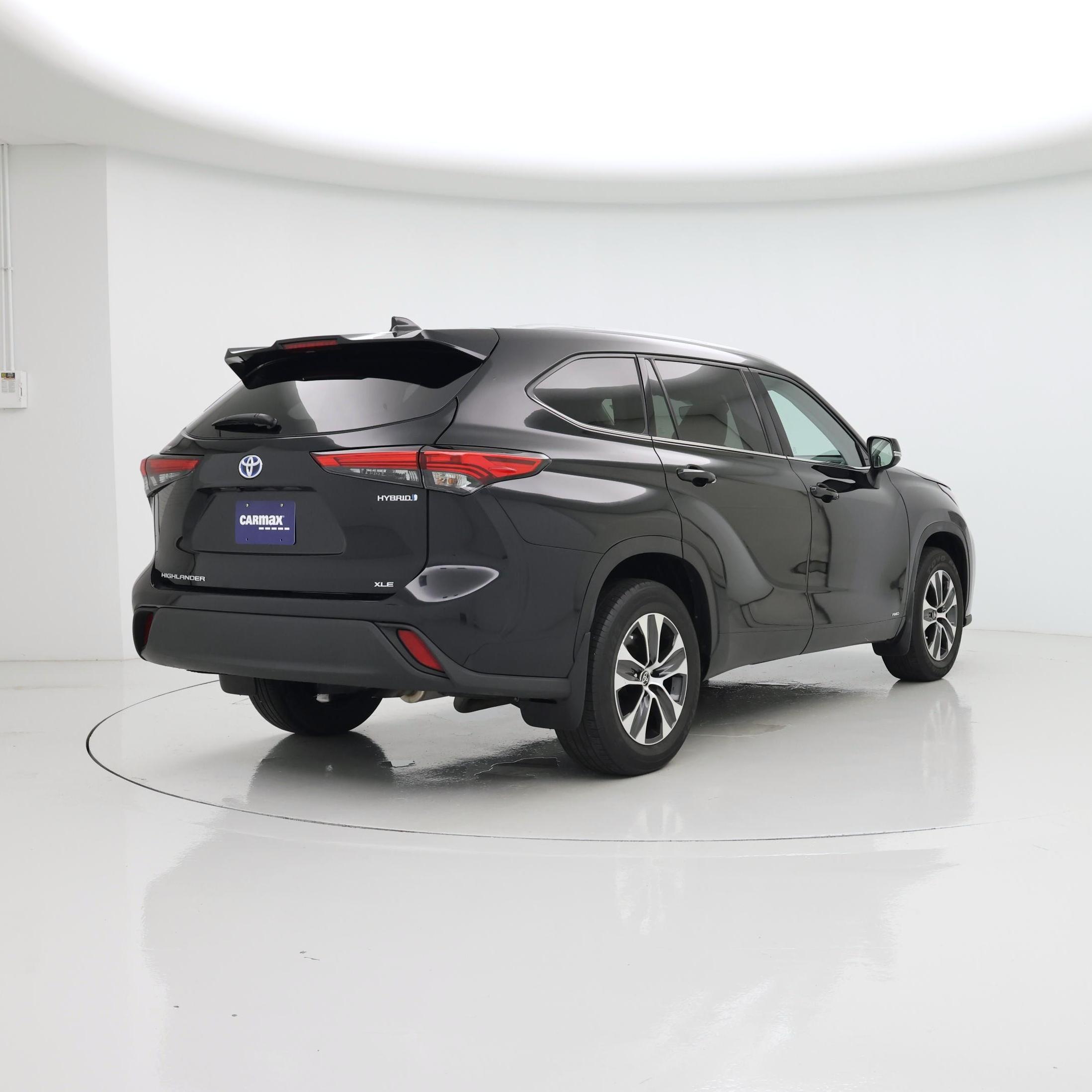 Thumbnail: 2022 Toyota Highlander - 8