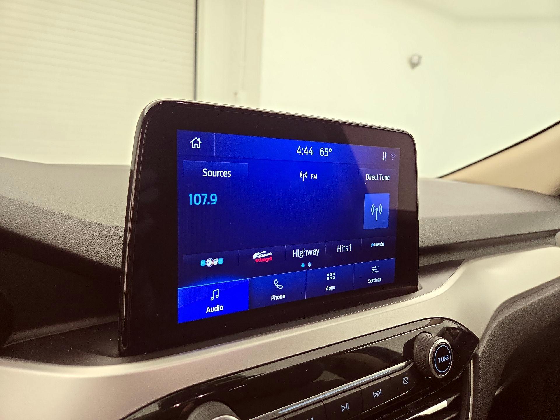 Thumbnail: 2020 Ford Escape - 15