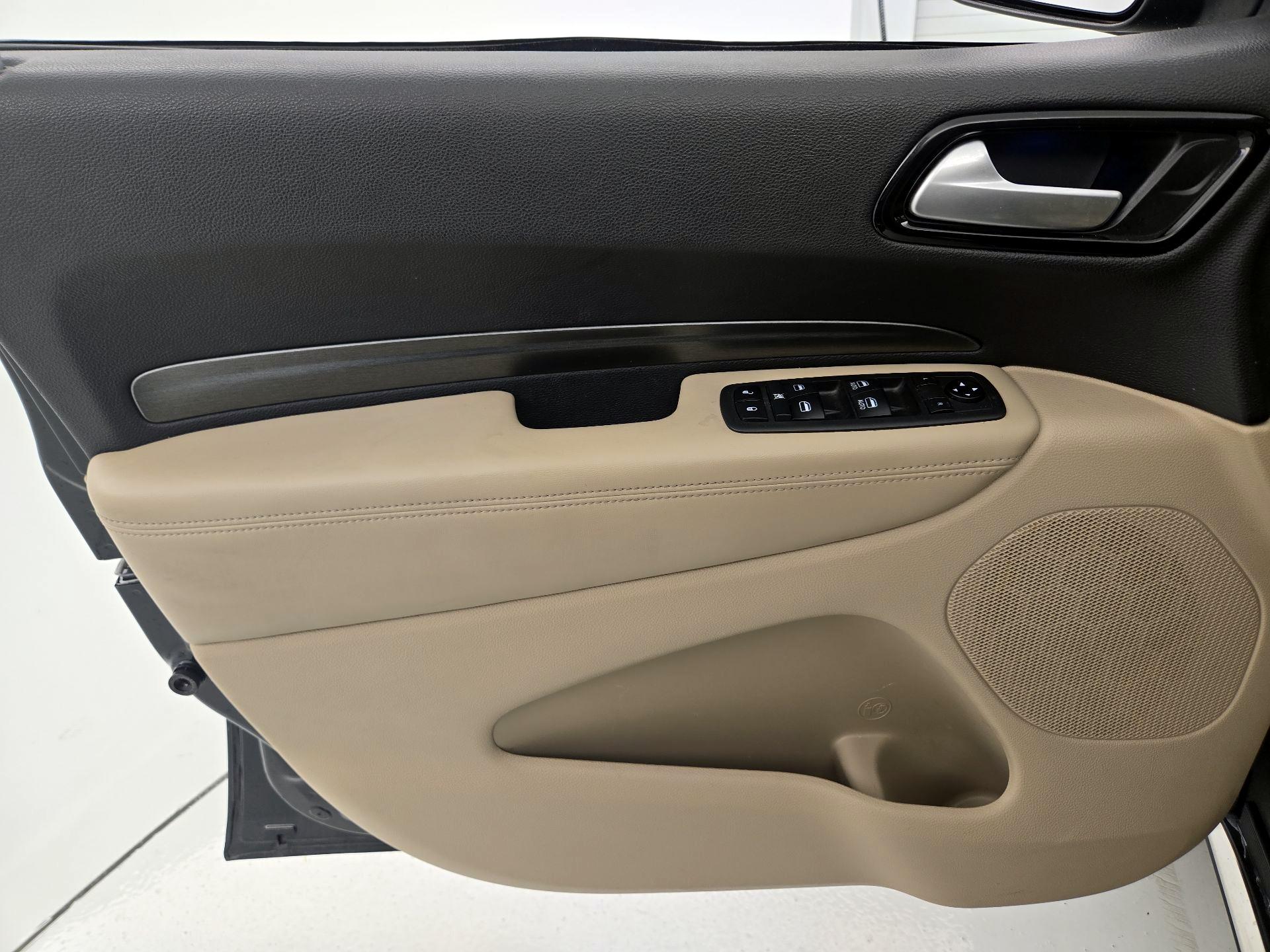Thumbnail: 2021 Dodge Durango - 12