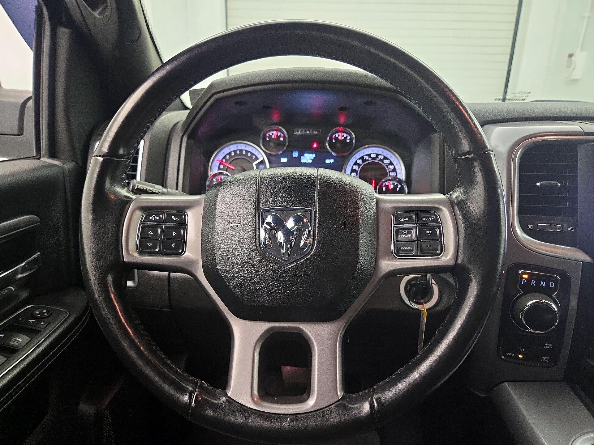 Thumbnail: 2022 RAM 1500 Classic - 10