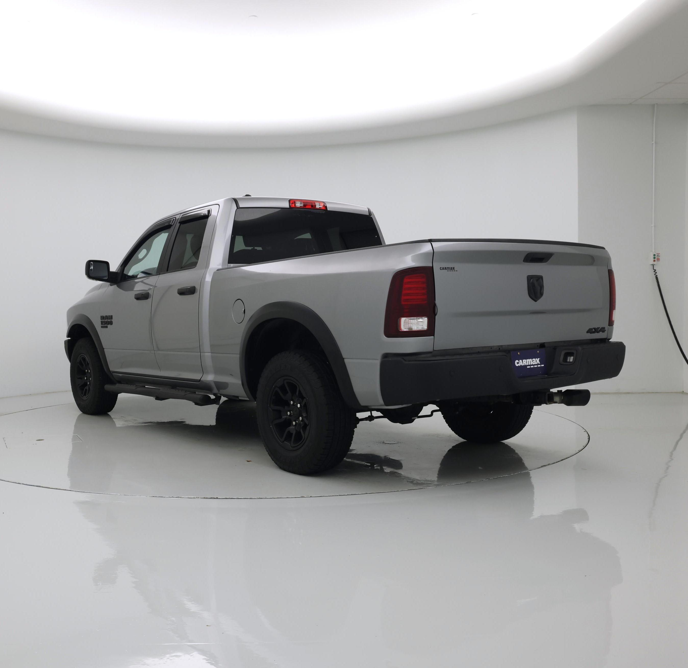 Thumbnail: 2022 RAM 1500 Classic - 2