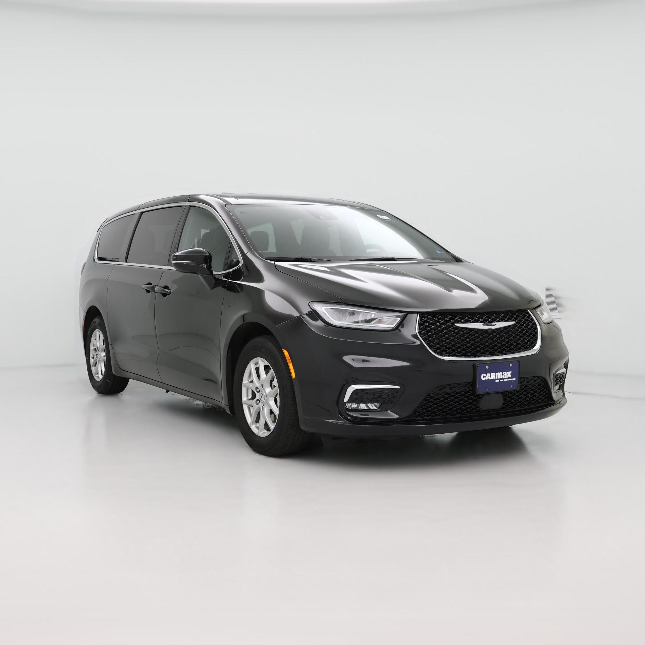 Thumbnail: 2025 Chrysler Pacifica - 1
