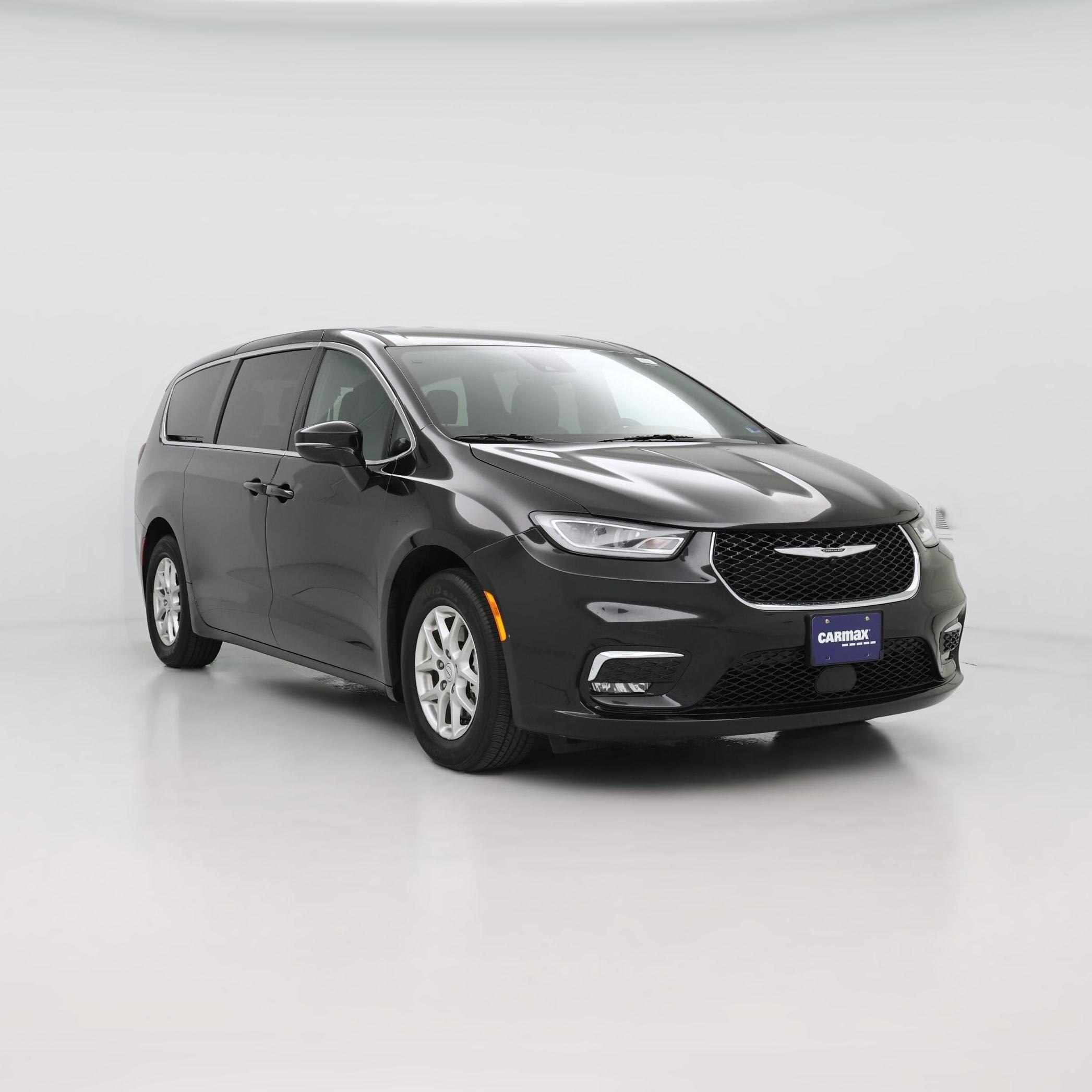 Thumbnail: 2025 Chrysler Pacifica - 1
