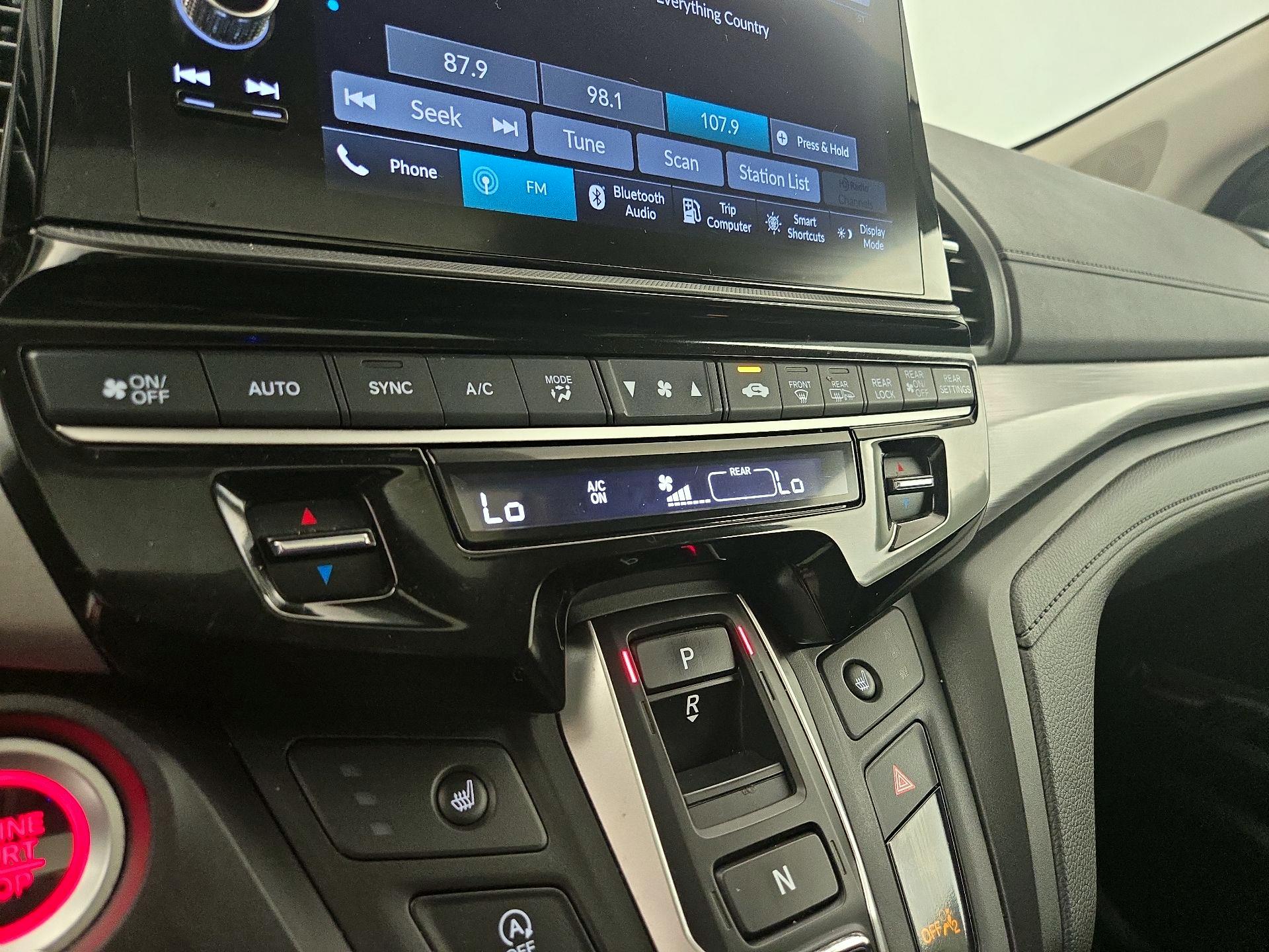 Thumbnail: 2025 Honda Odyssey - 16