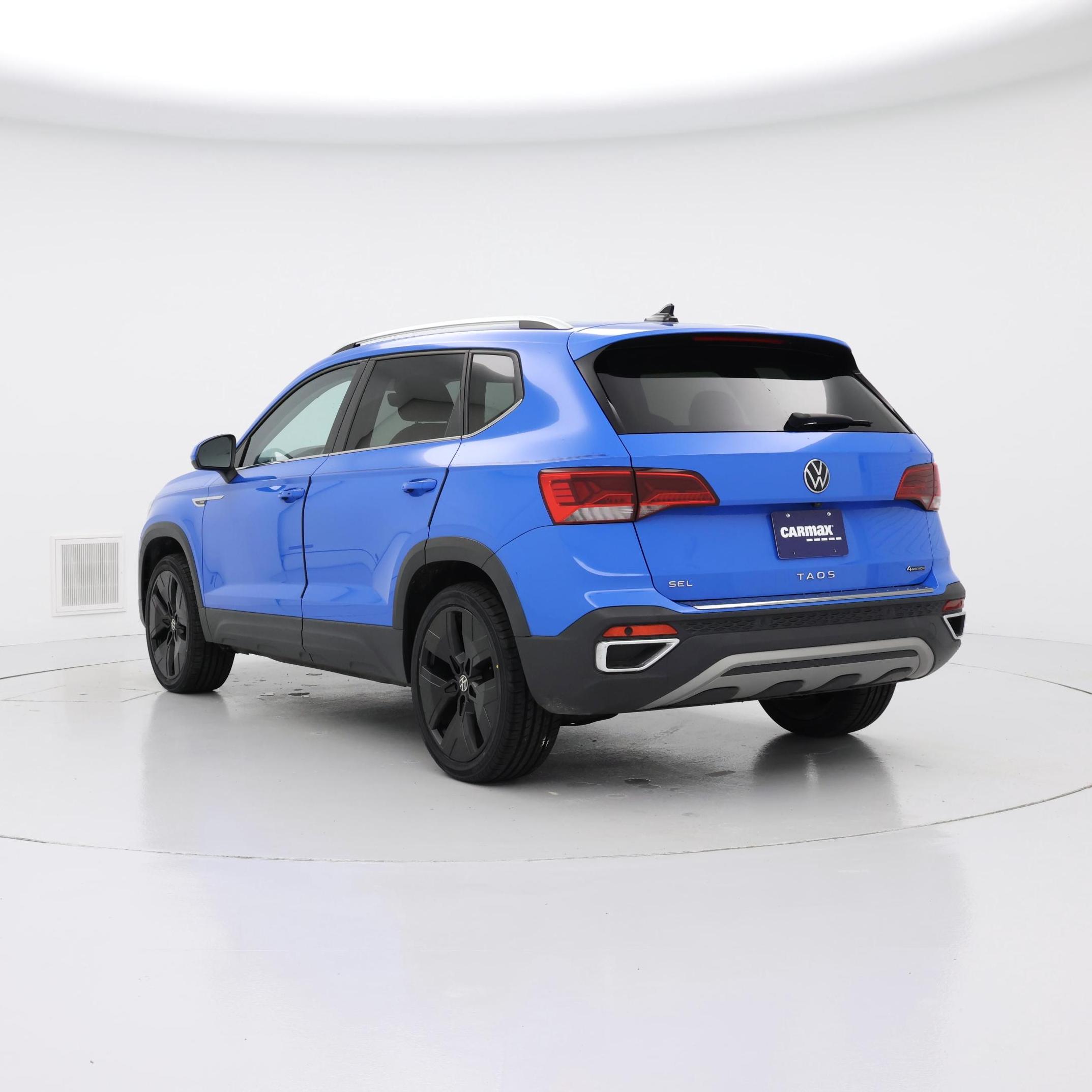 Thumbnail: 2022 Volkswagen Taos - 2