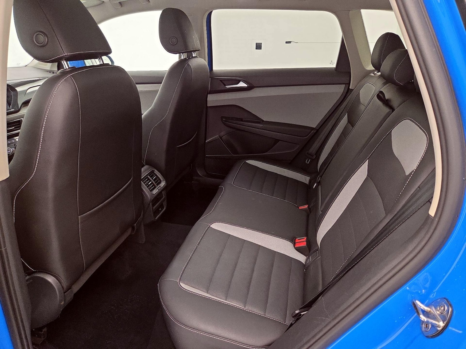 2022 Volkswagen Taos SEL - Photo 22