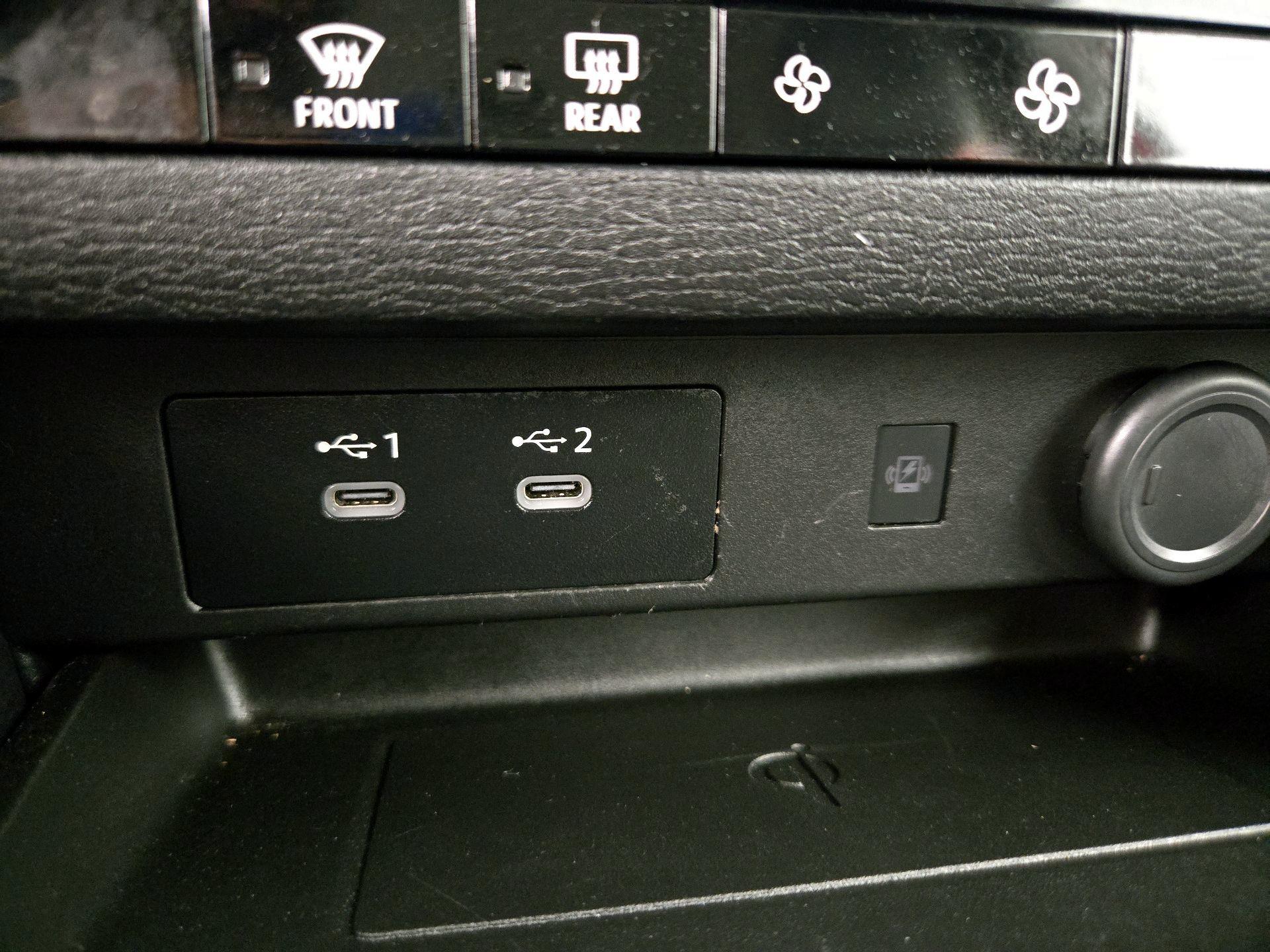 Thumbnail: 2025 Mitsubishi Outlander - 19