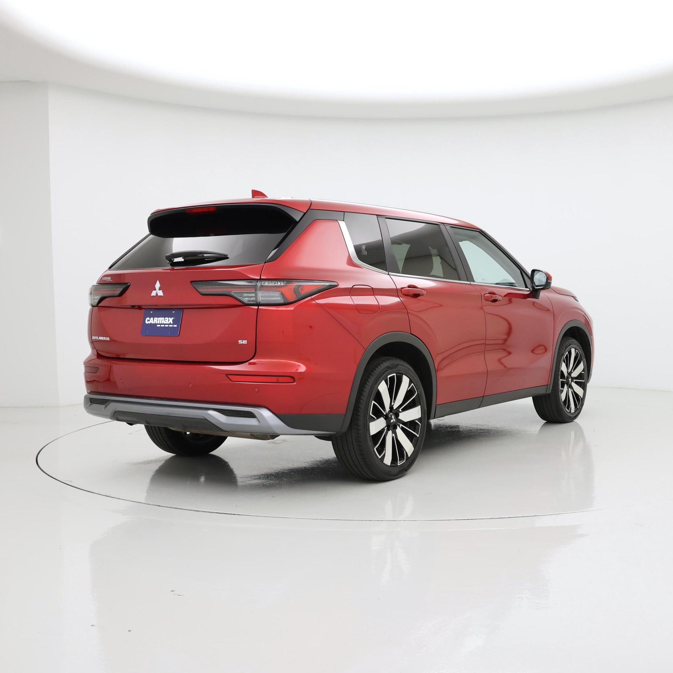 Thumbnail: 2025 Mitsubishi Outlander - 8