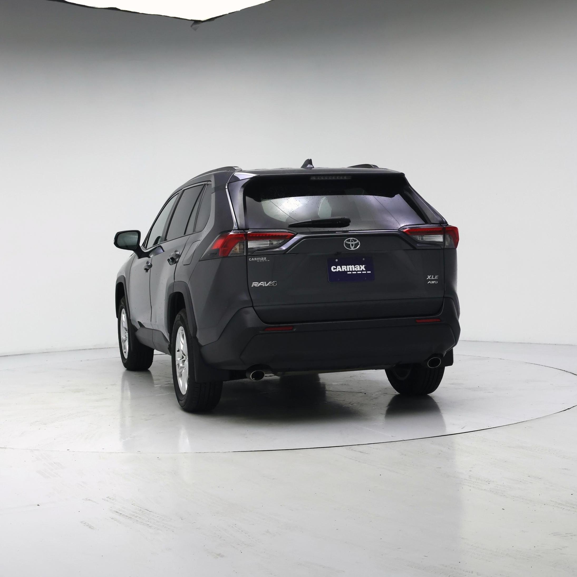 Thumbnail: 2021 Toyota RAV4 - 6