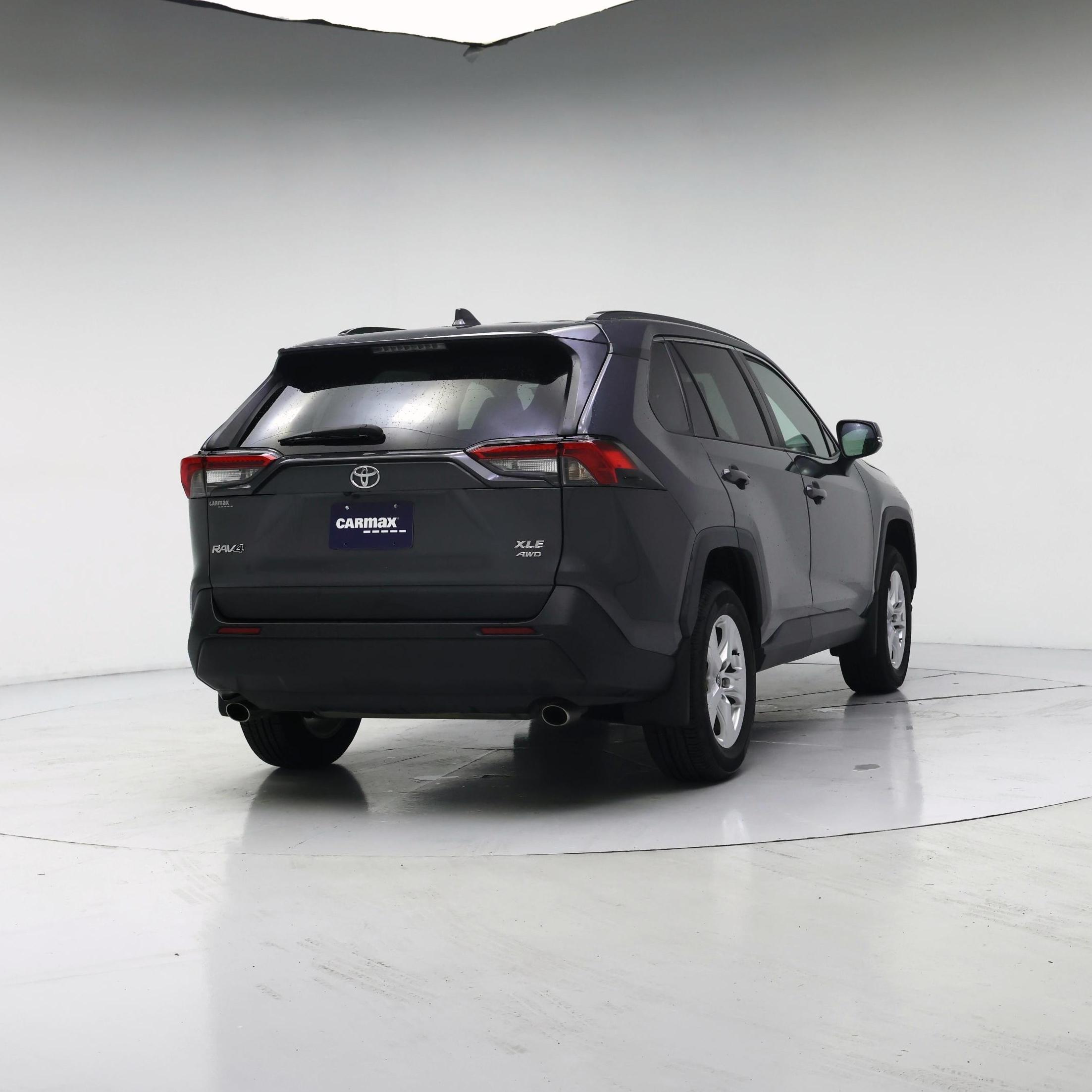 Thumbnail: 2021 Toyota RAV4 - 8