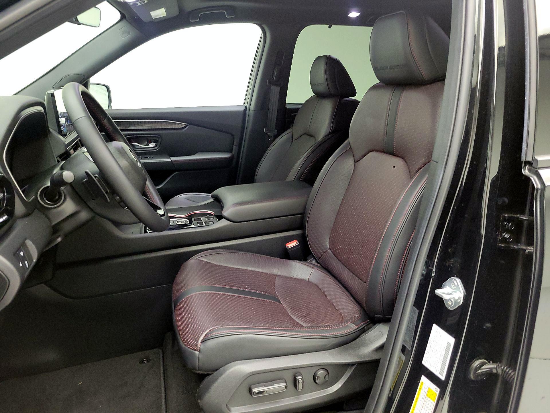 Thumbnail: 2025 Honda Pilot - 9