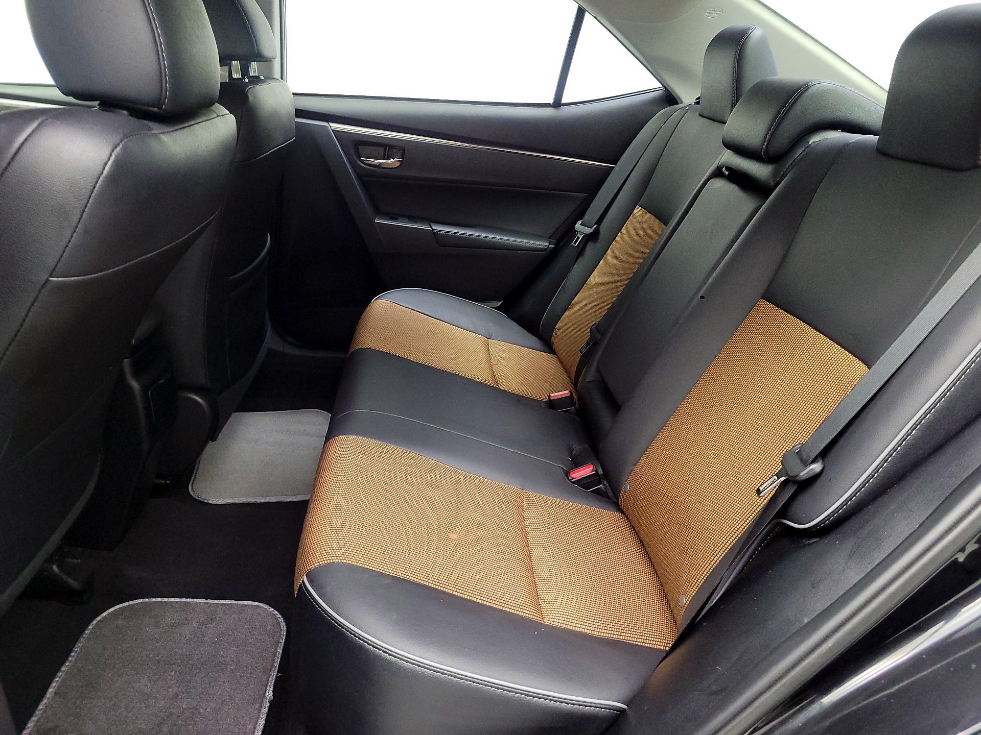 Thumbnail: 2015 Toyota Corolla - 19