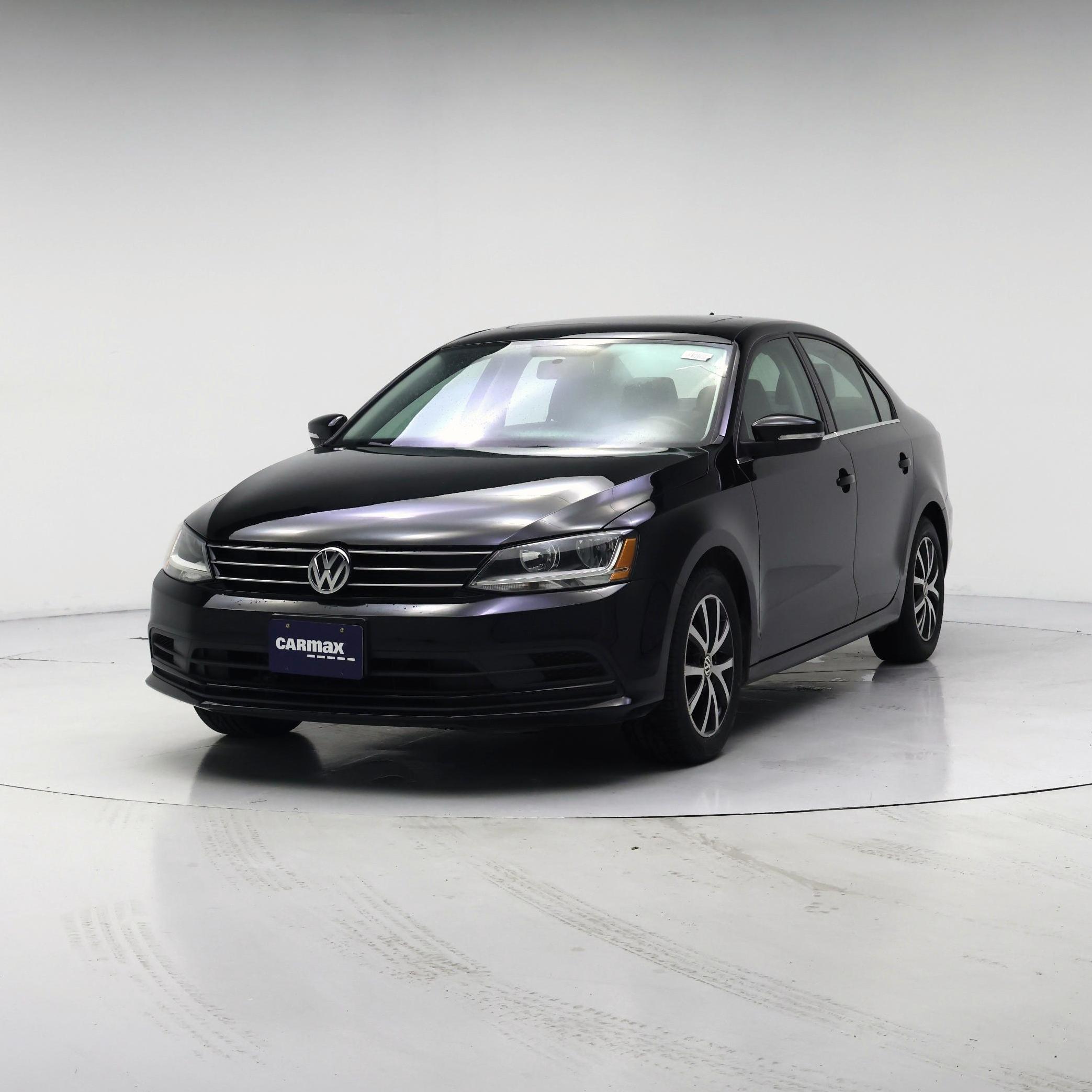Thumbnail: 2017 Volkswagen Jetta - 4