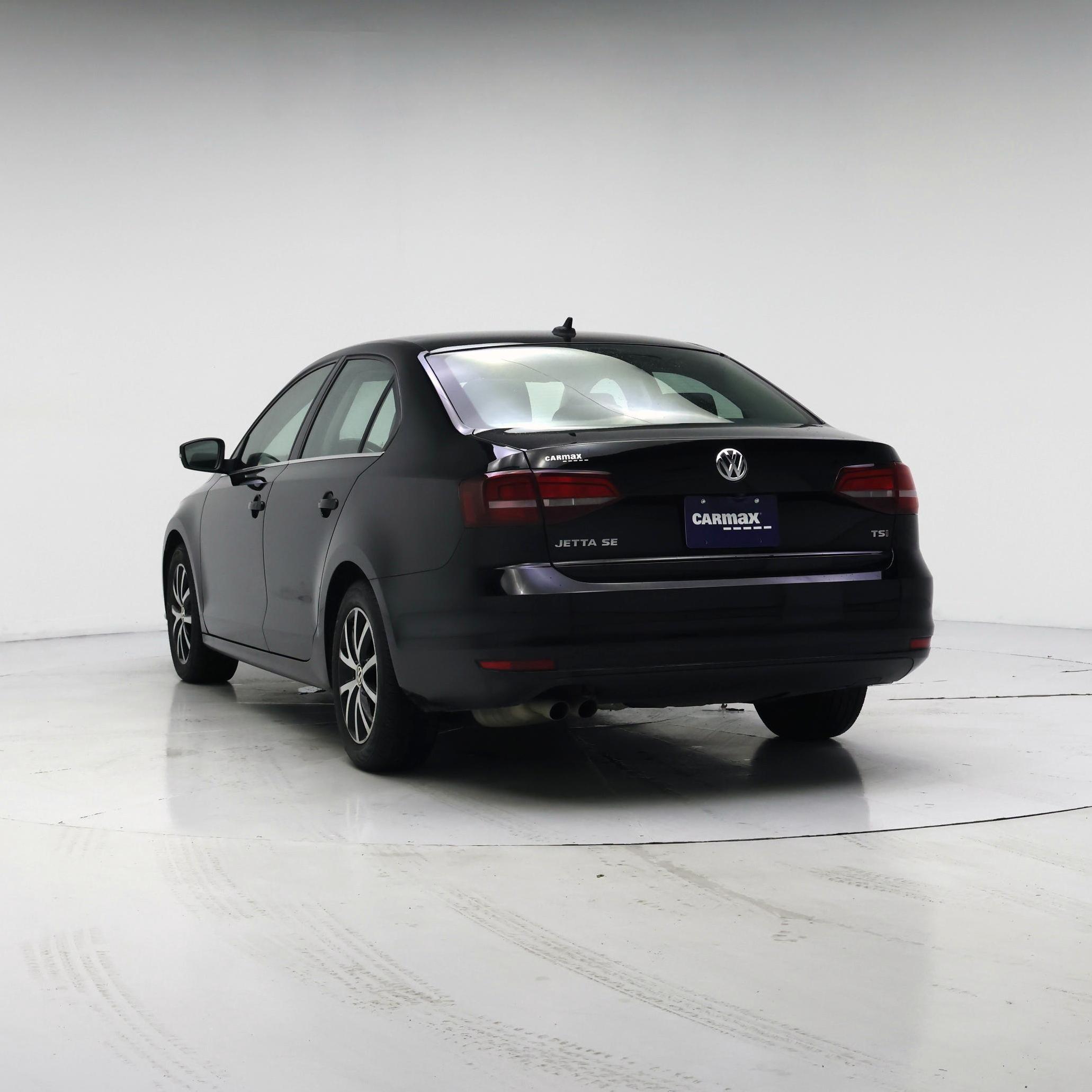 Thumbnail: 2017 Volkswagen Jetta - 6