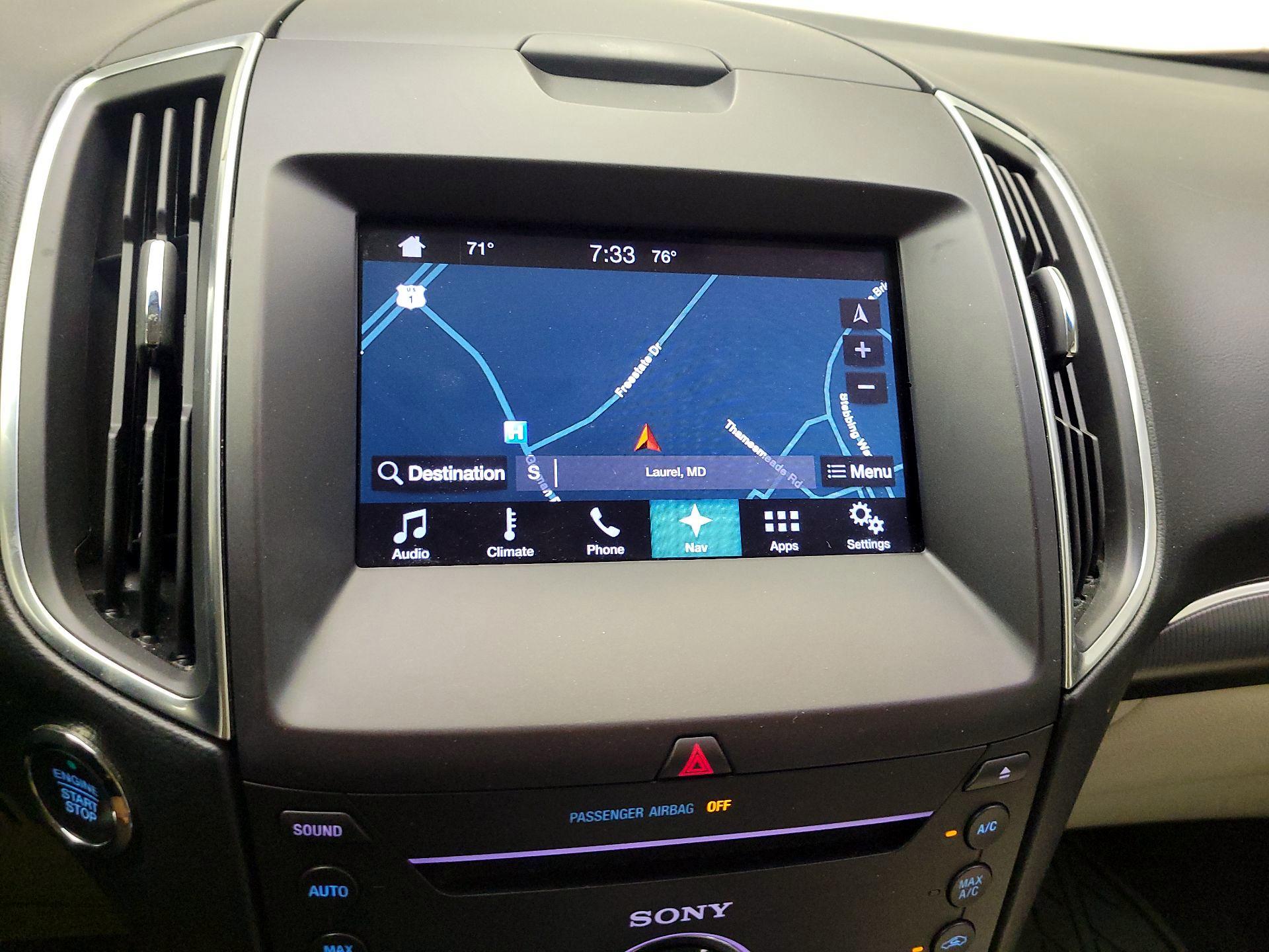 Thumbnail: 2016 Ford Edge - 14