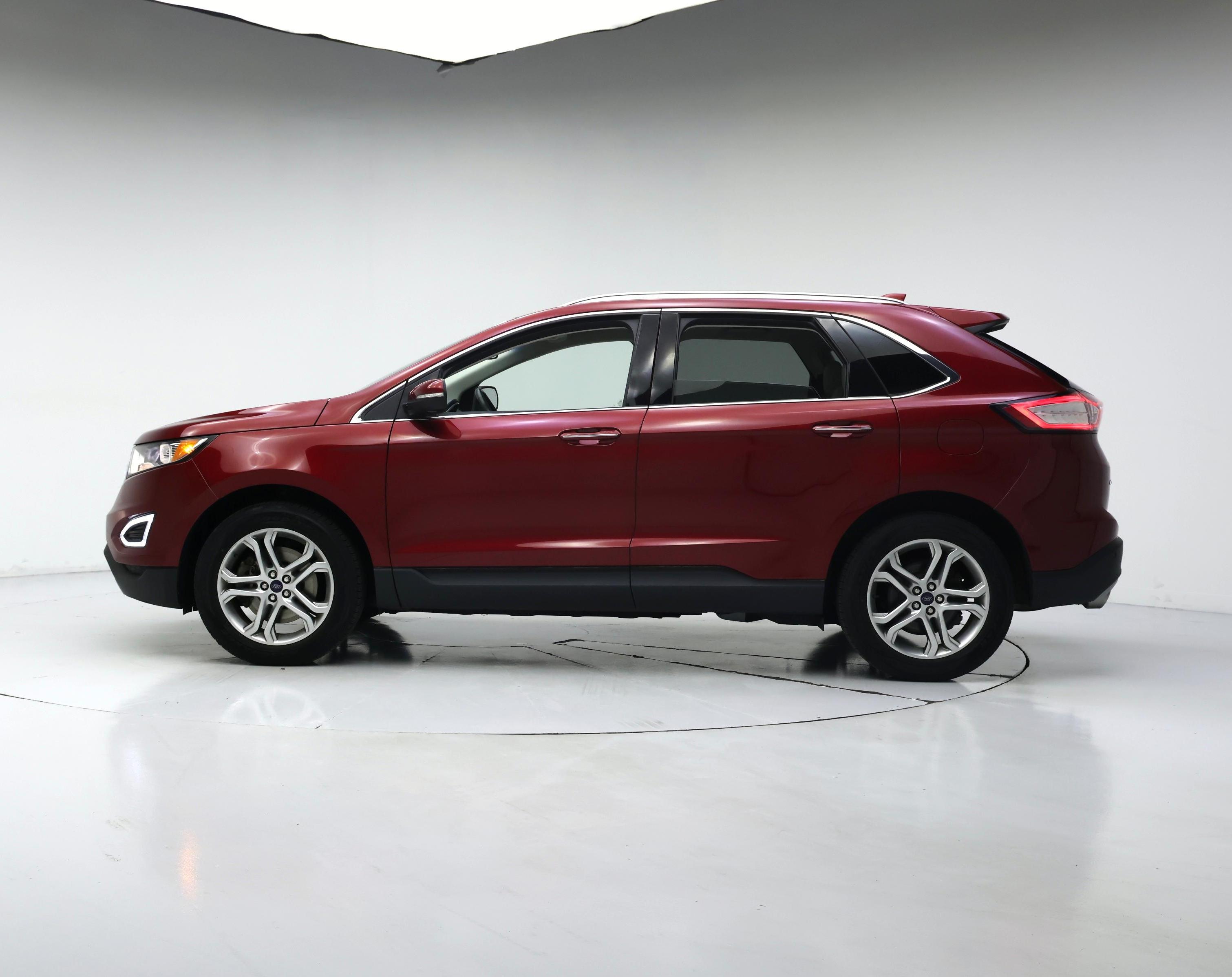 Thumbnail: 2016 Ford Edge - 3