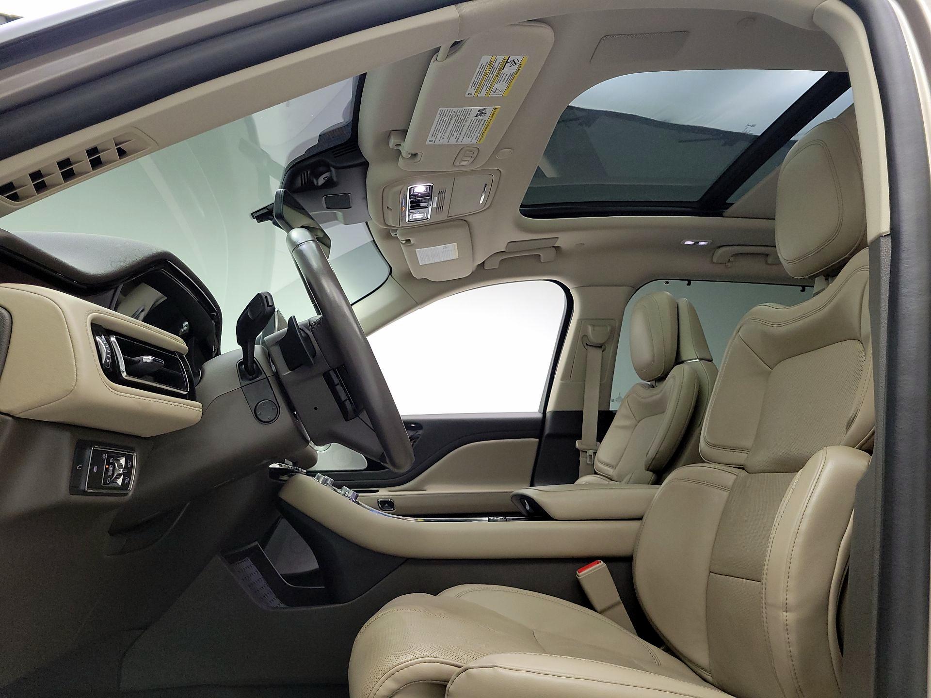 Thumbnail: 2021 Lincoln Aviator - 18