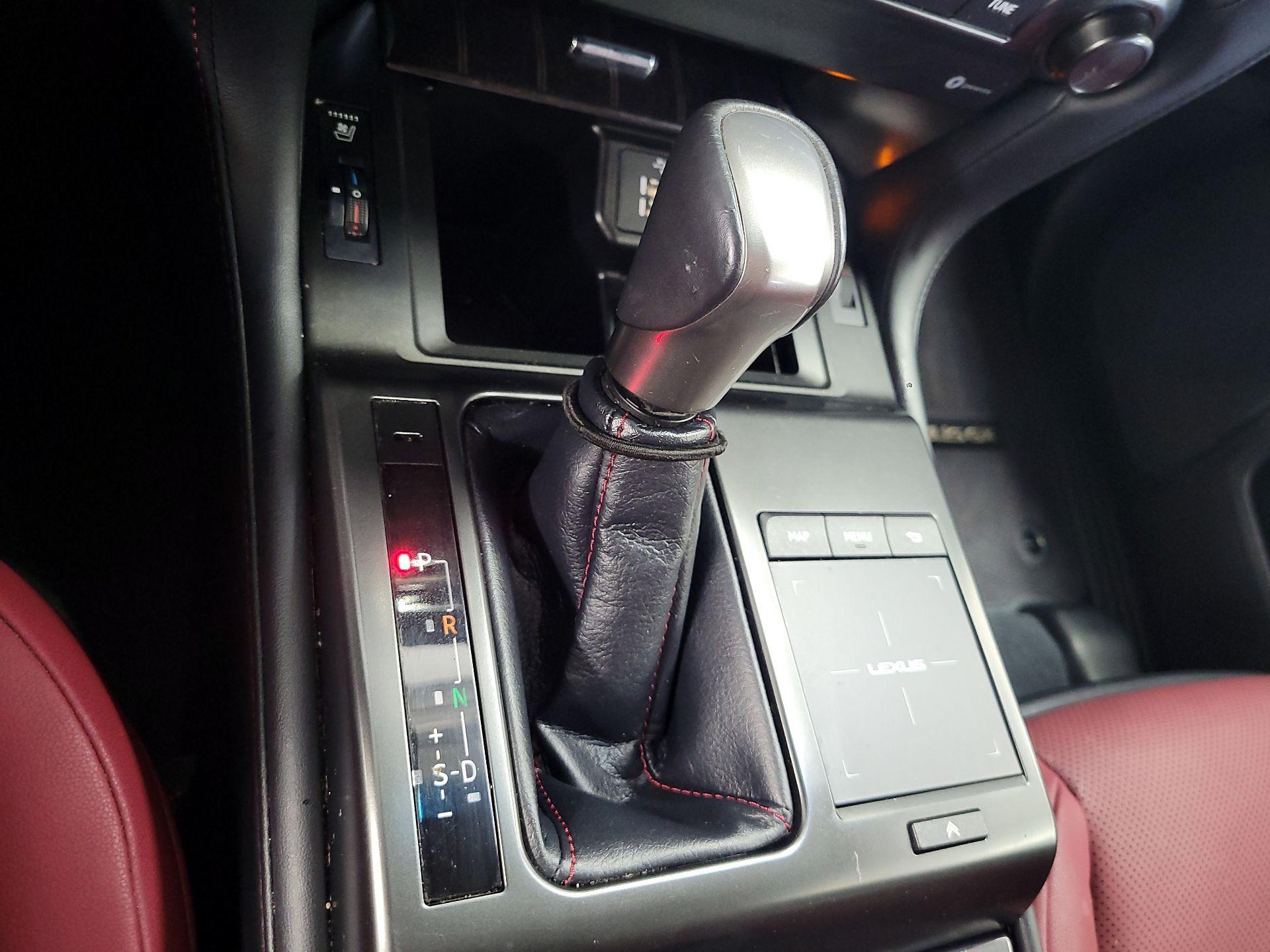 Thumbnail: 2023 Lexus GX - 18