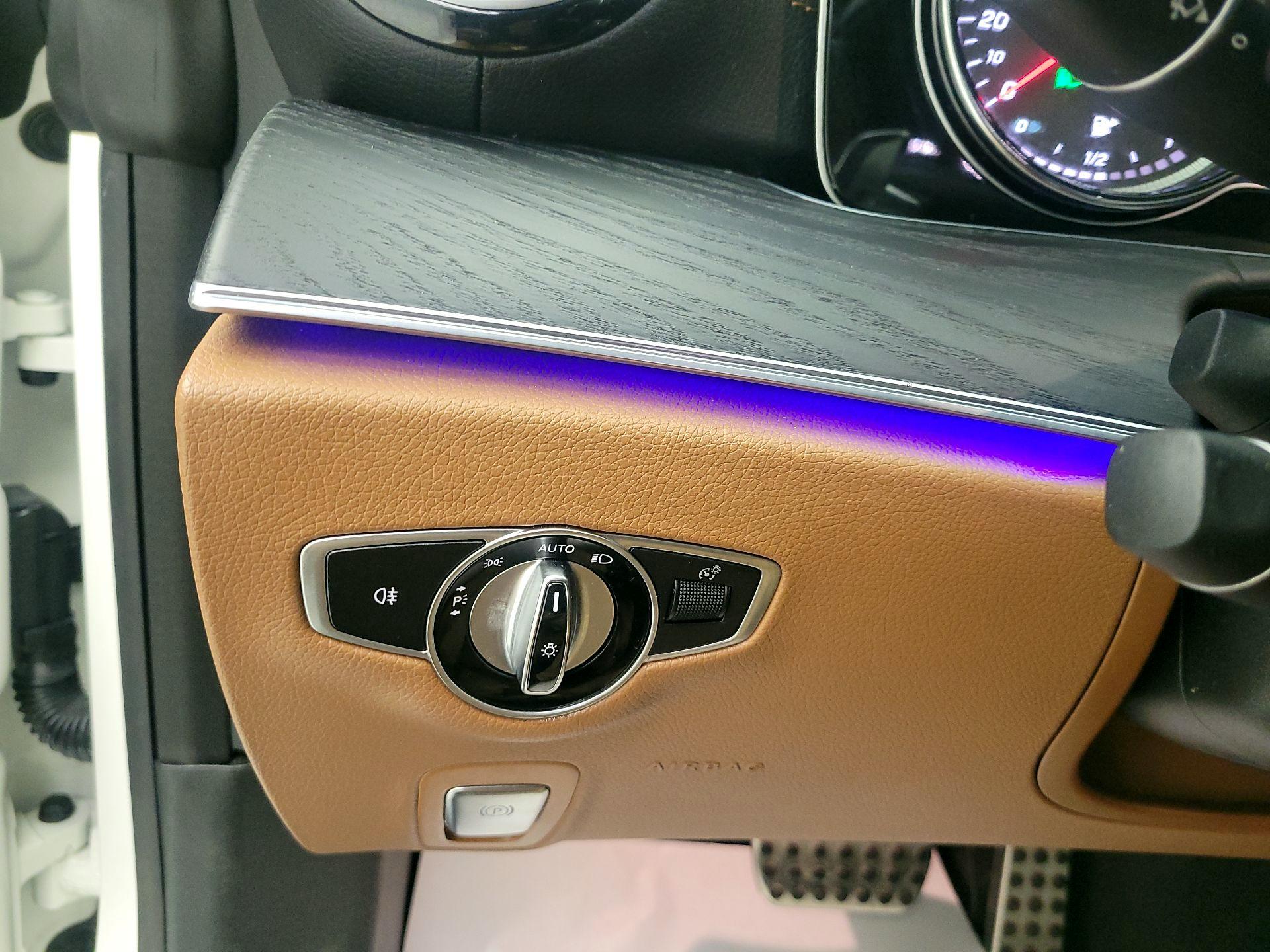Thumbnail: 2018 Mercedes-Benz E-Class - 13