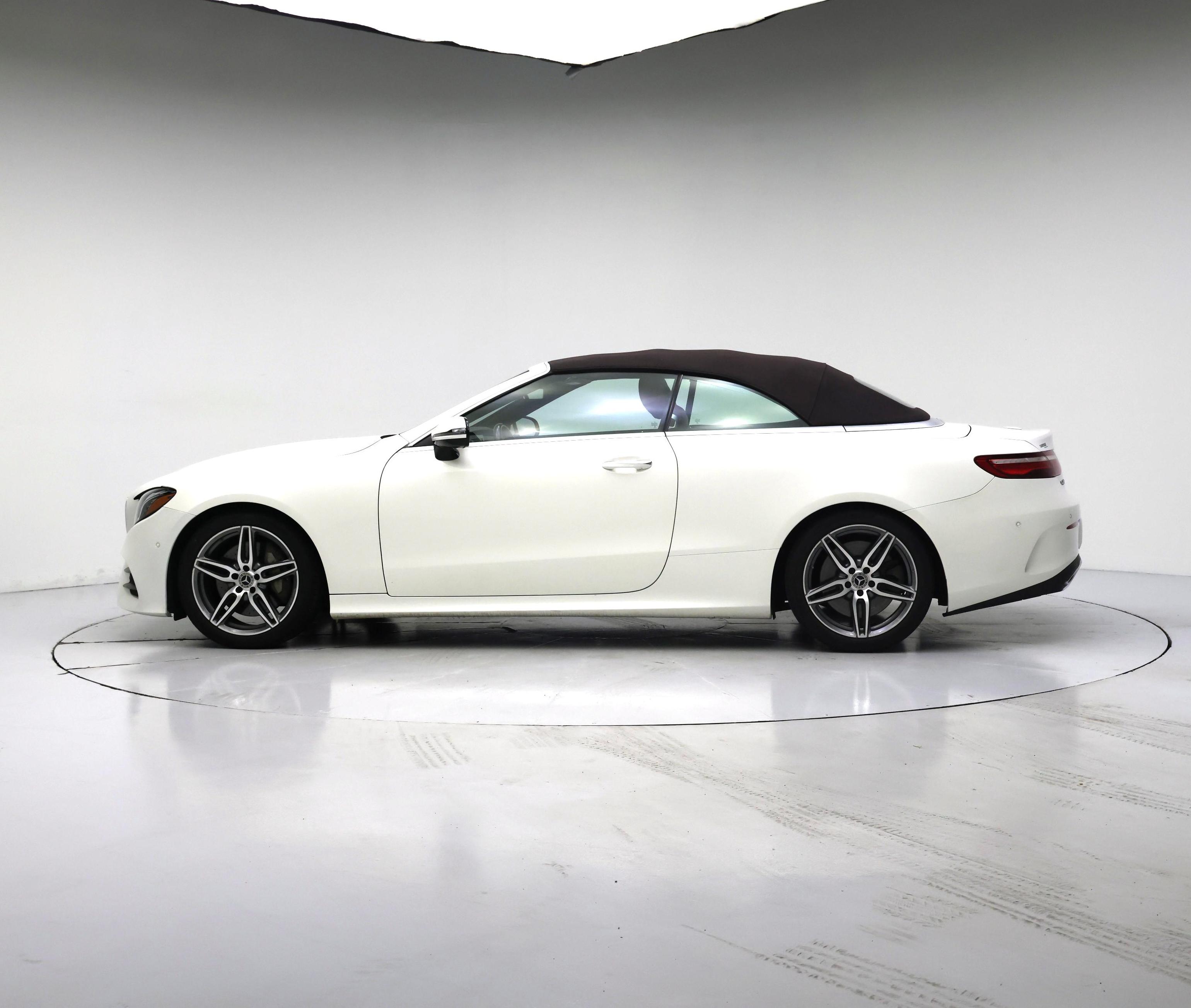 Thumbnail: 2018 Mercedes-Benz E-Class - 3