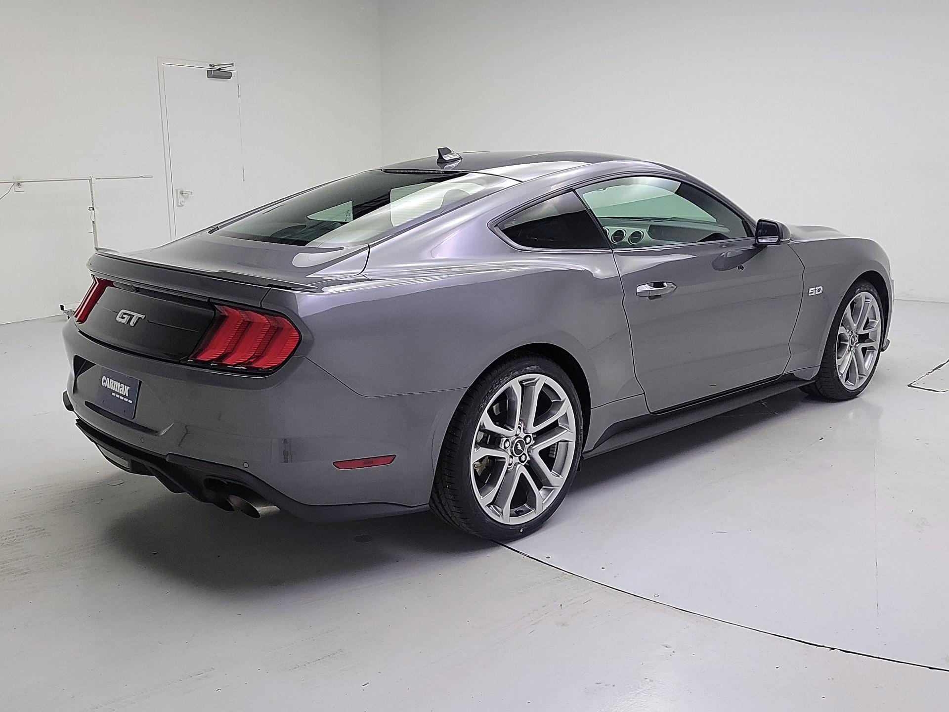 Thumbnail: 2021 Ford Mustang - 5