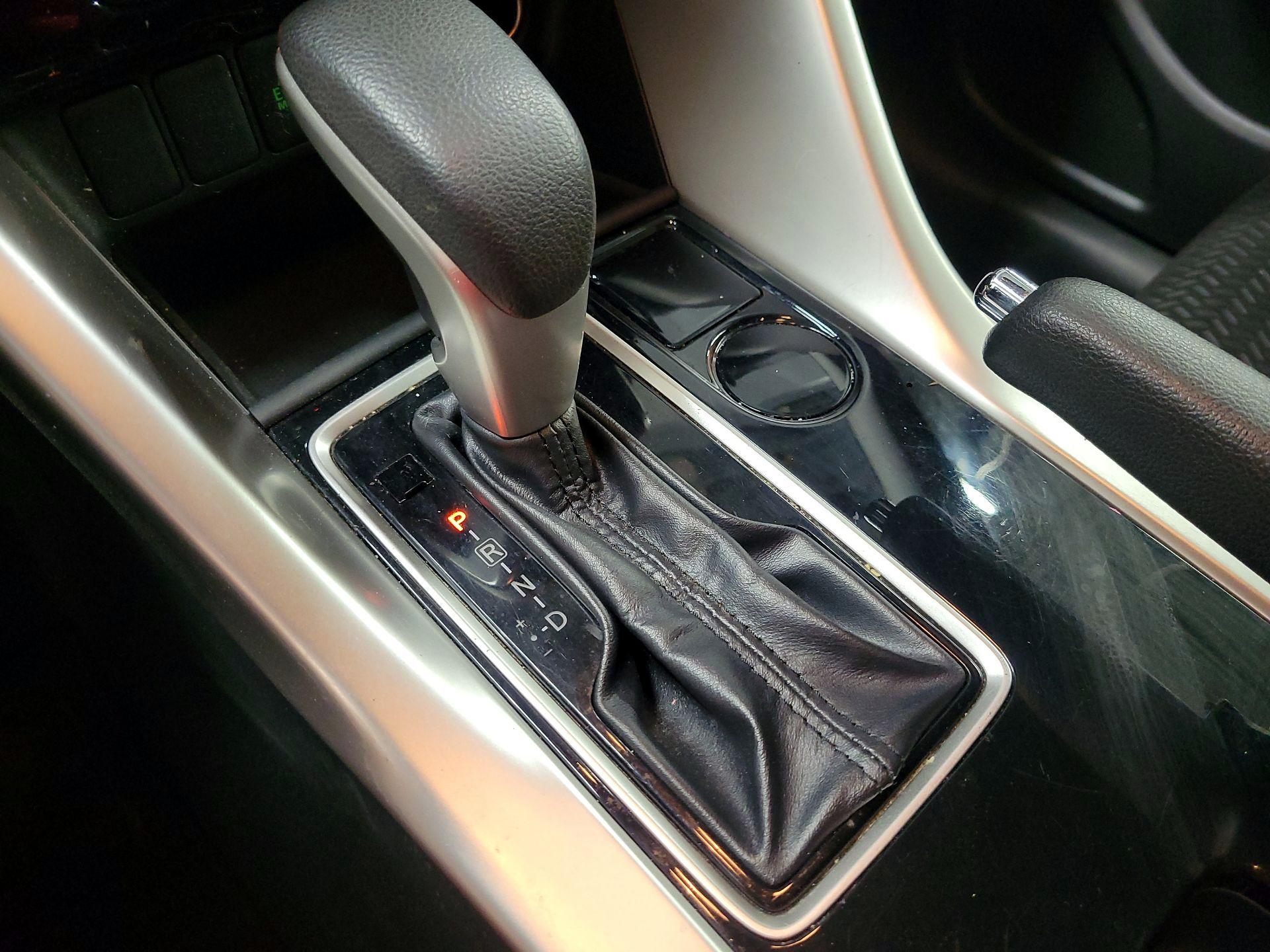 Thumbnail: 2019 Mitsubishi Eclipse Cross - 17