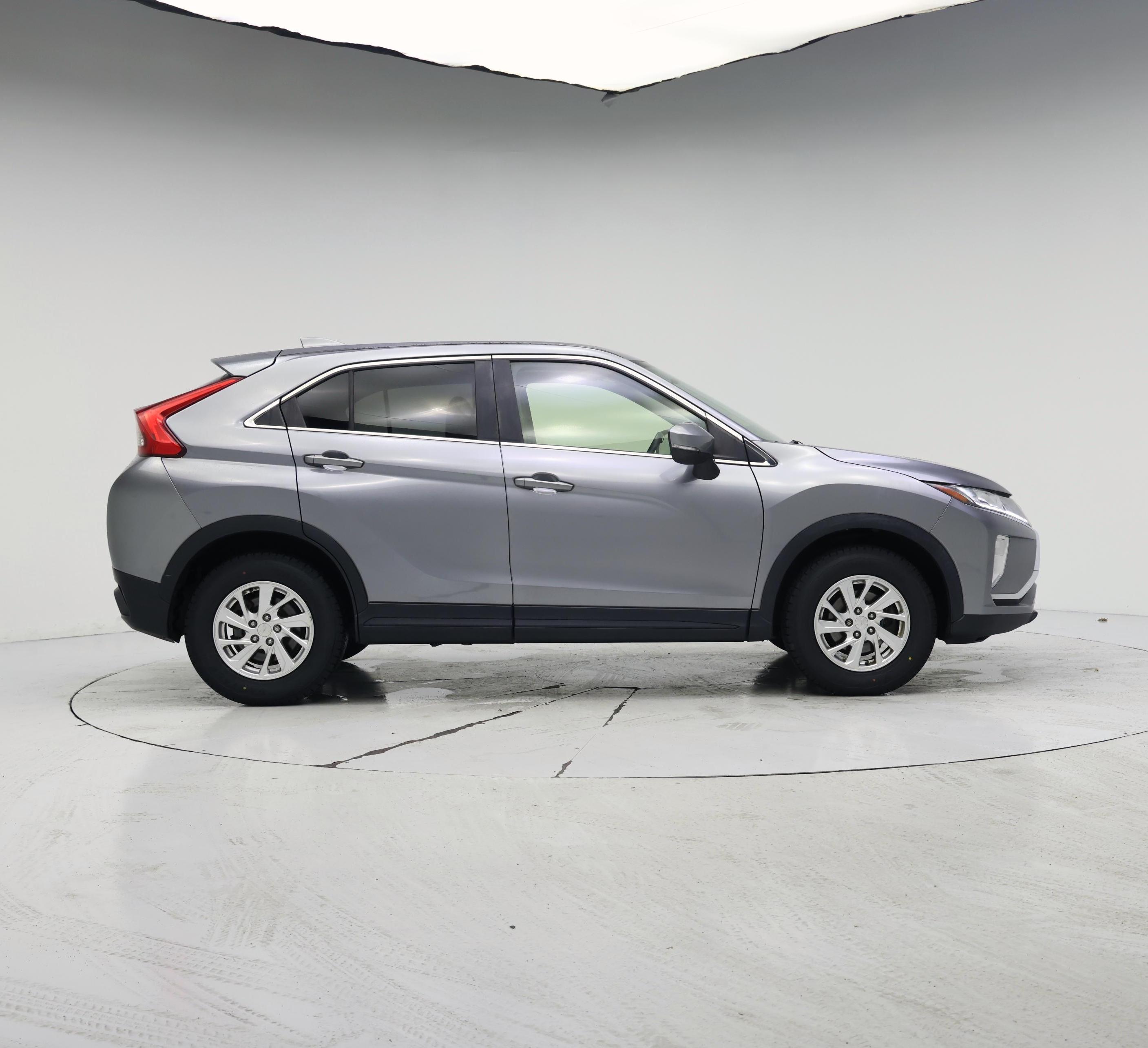Thumbnail: 2019 Mitsubishi Eclipse Cross - 7