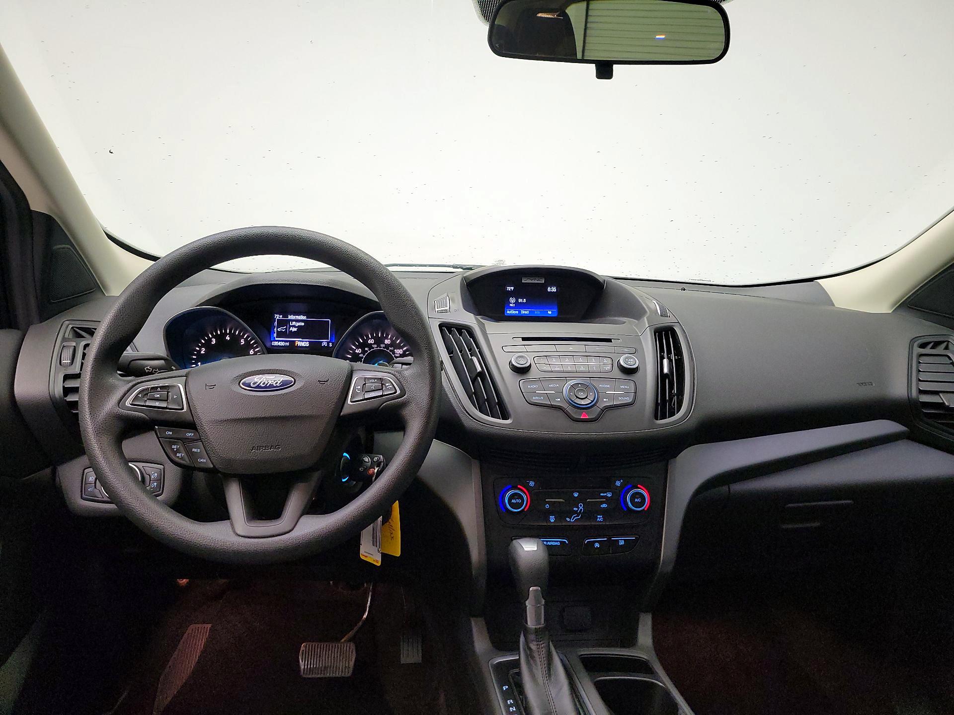 Thumbnail: 2017 Ford Escape - 9