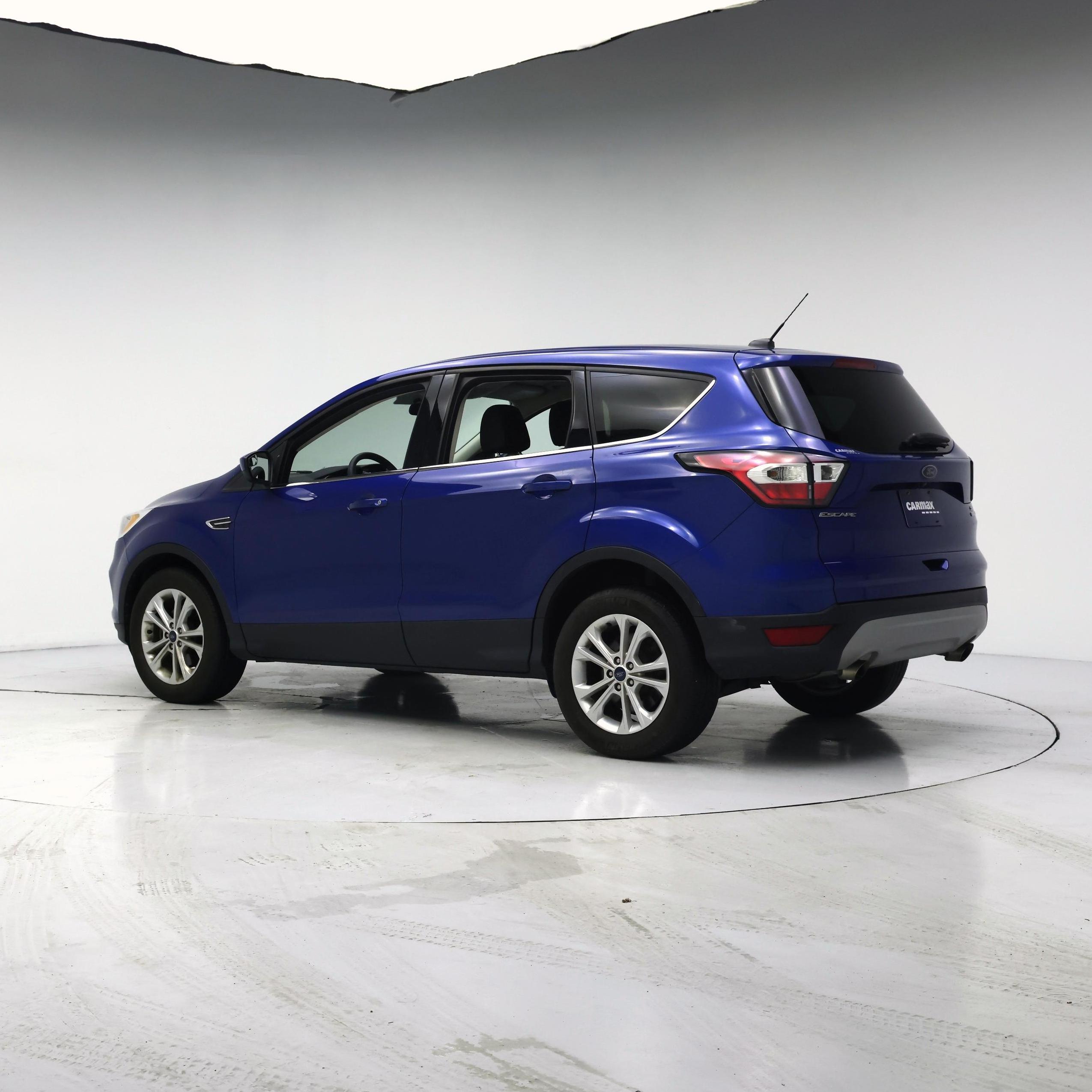 Thumbnail: 2017 Ford Escape - 2