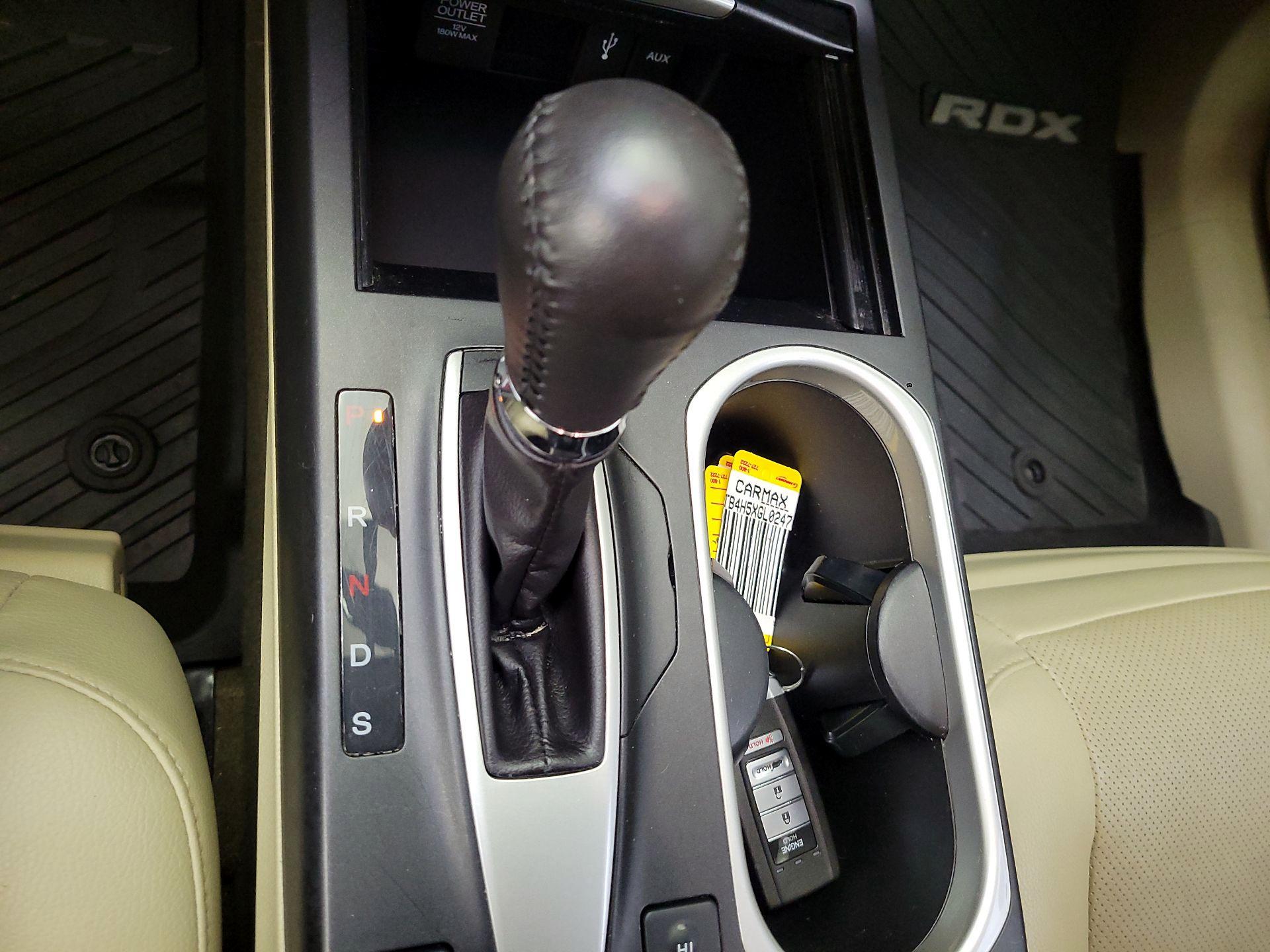 Thumbnail: 2016 Acura RDX - 18