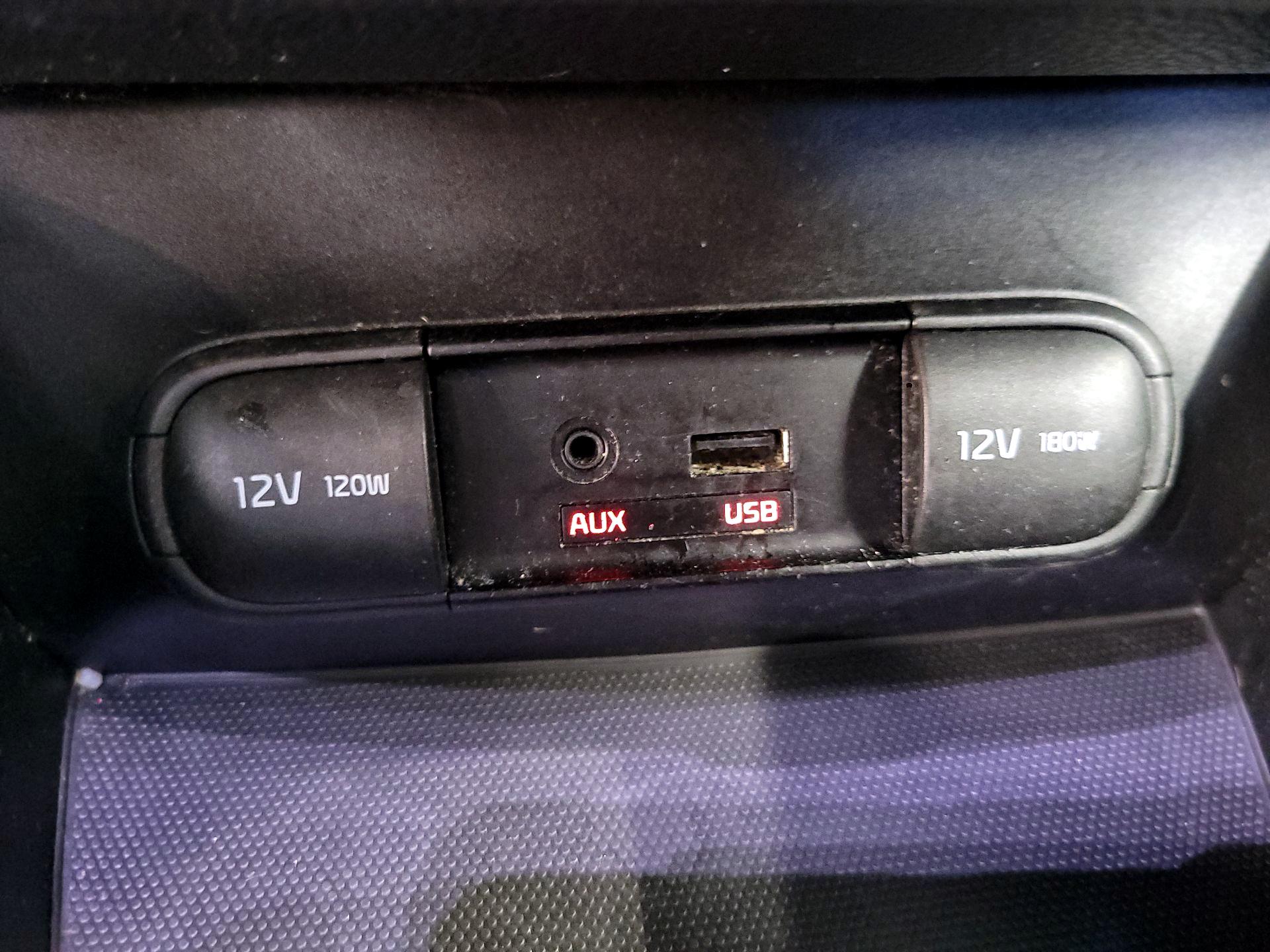 Thumbnail: 2014 Kia Soul - 19