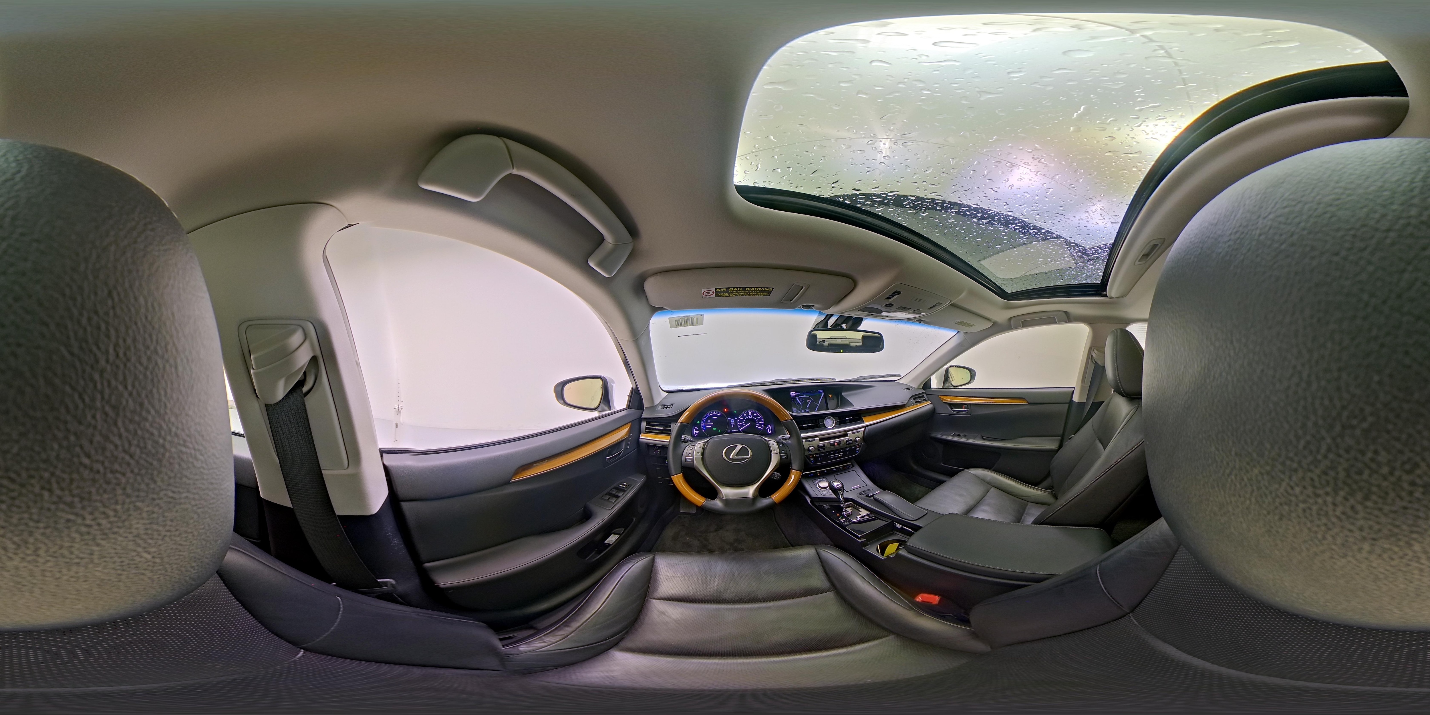 2015 Lexus ES 300h - Photo 28