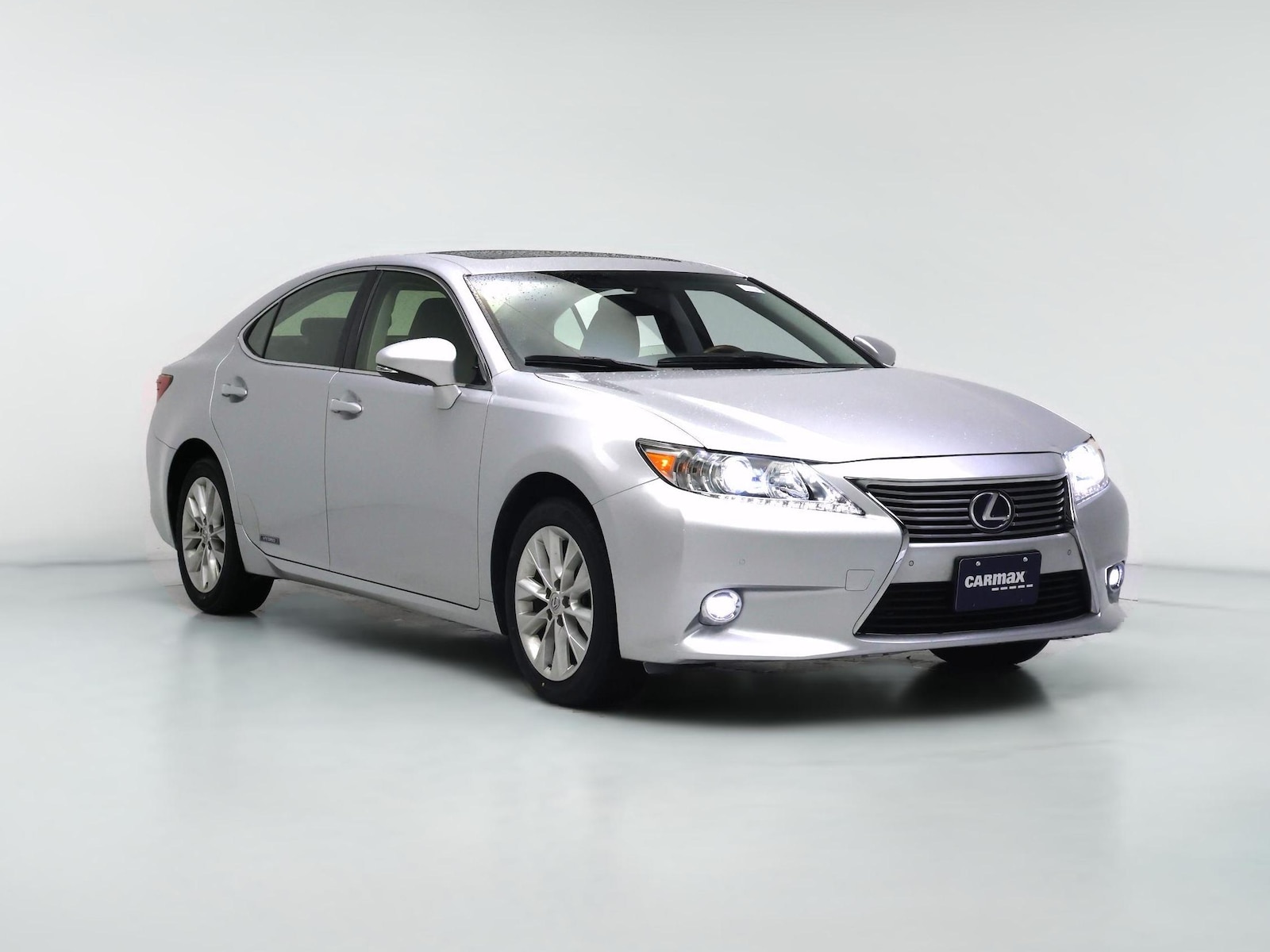 2015 Lexus ES 300h - Photo 1