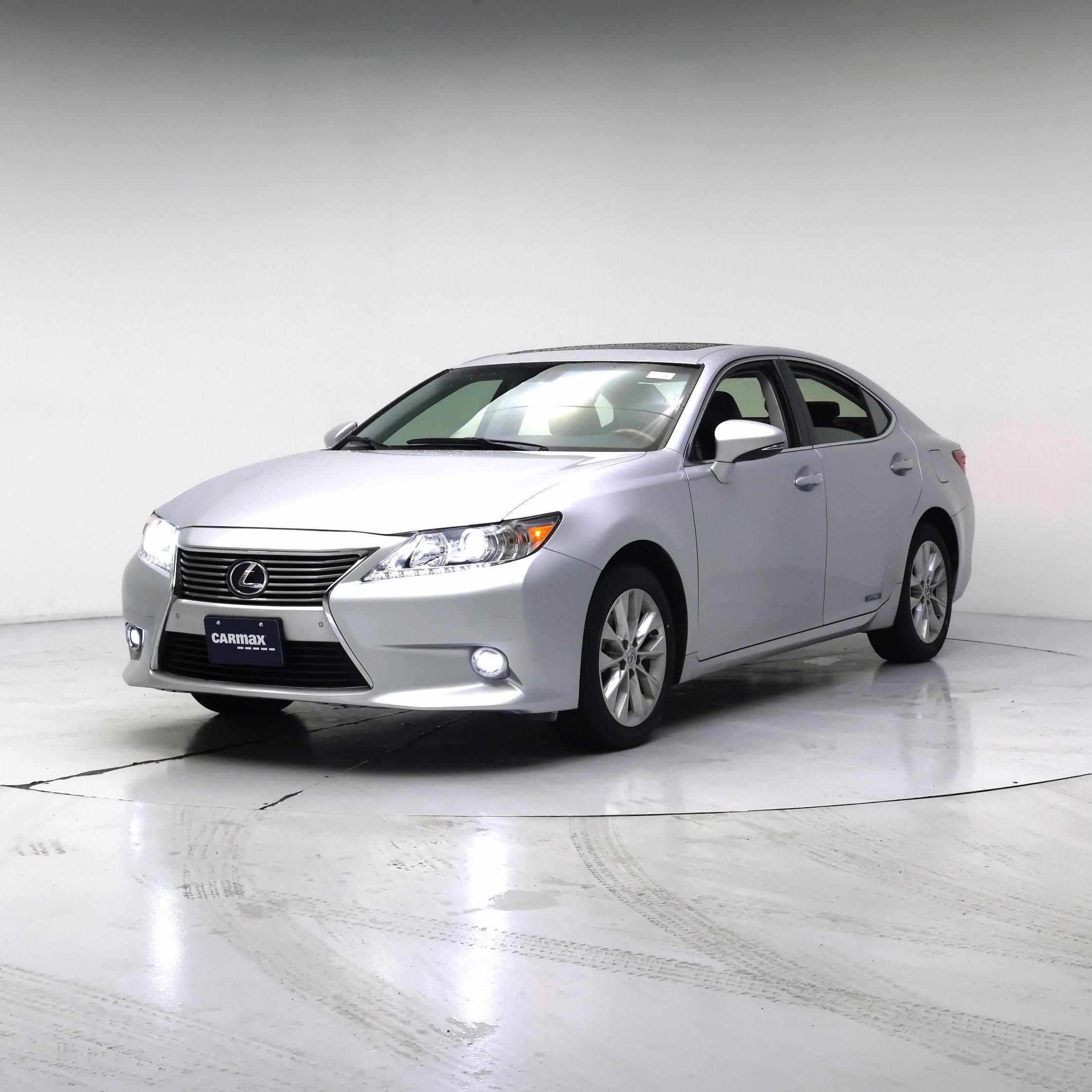 Thumbnail: 2015 Lexus ES - 4