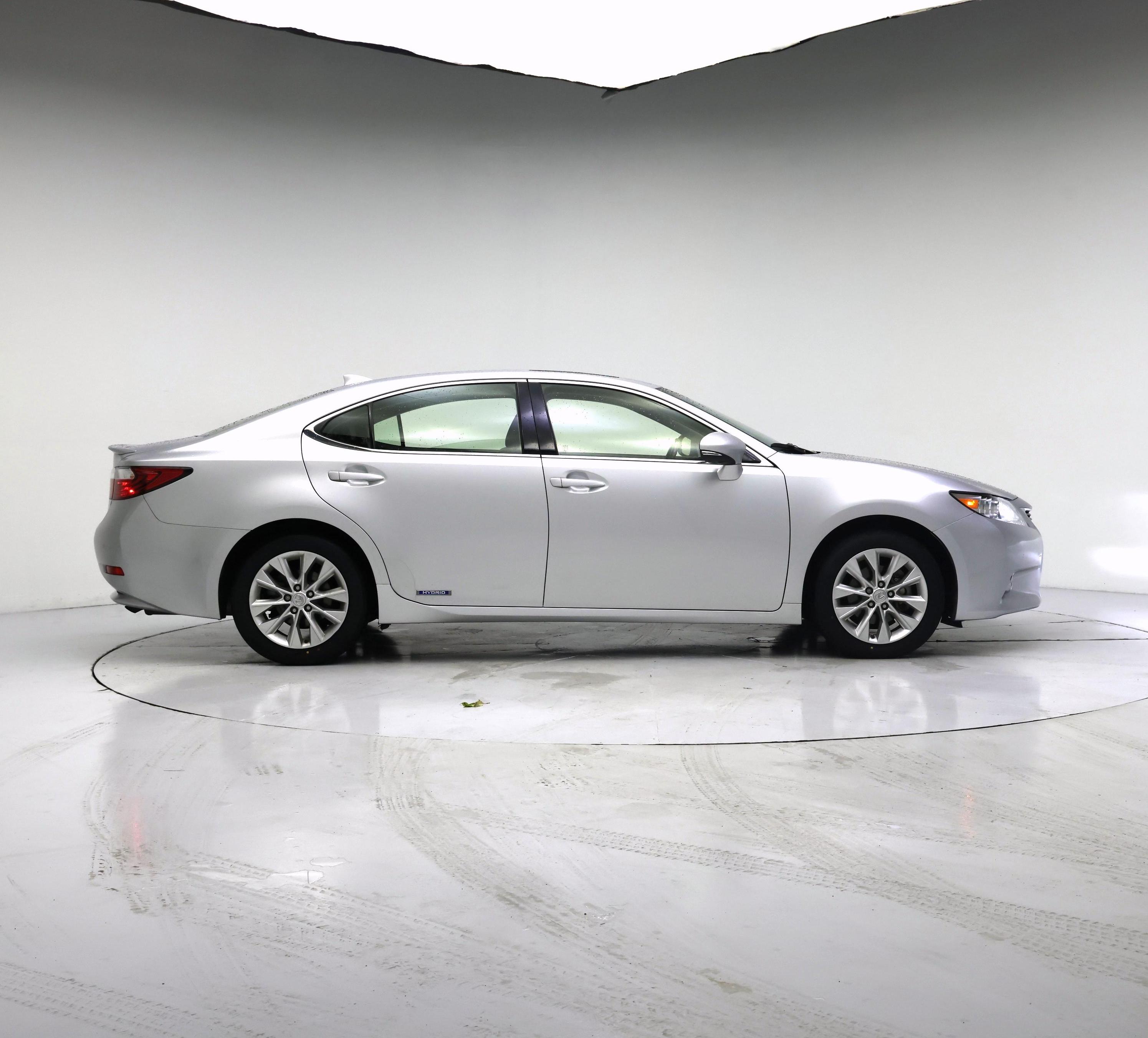 Thumbnail: 2015 Lexus ES - 7