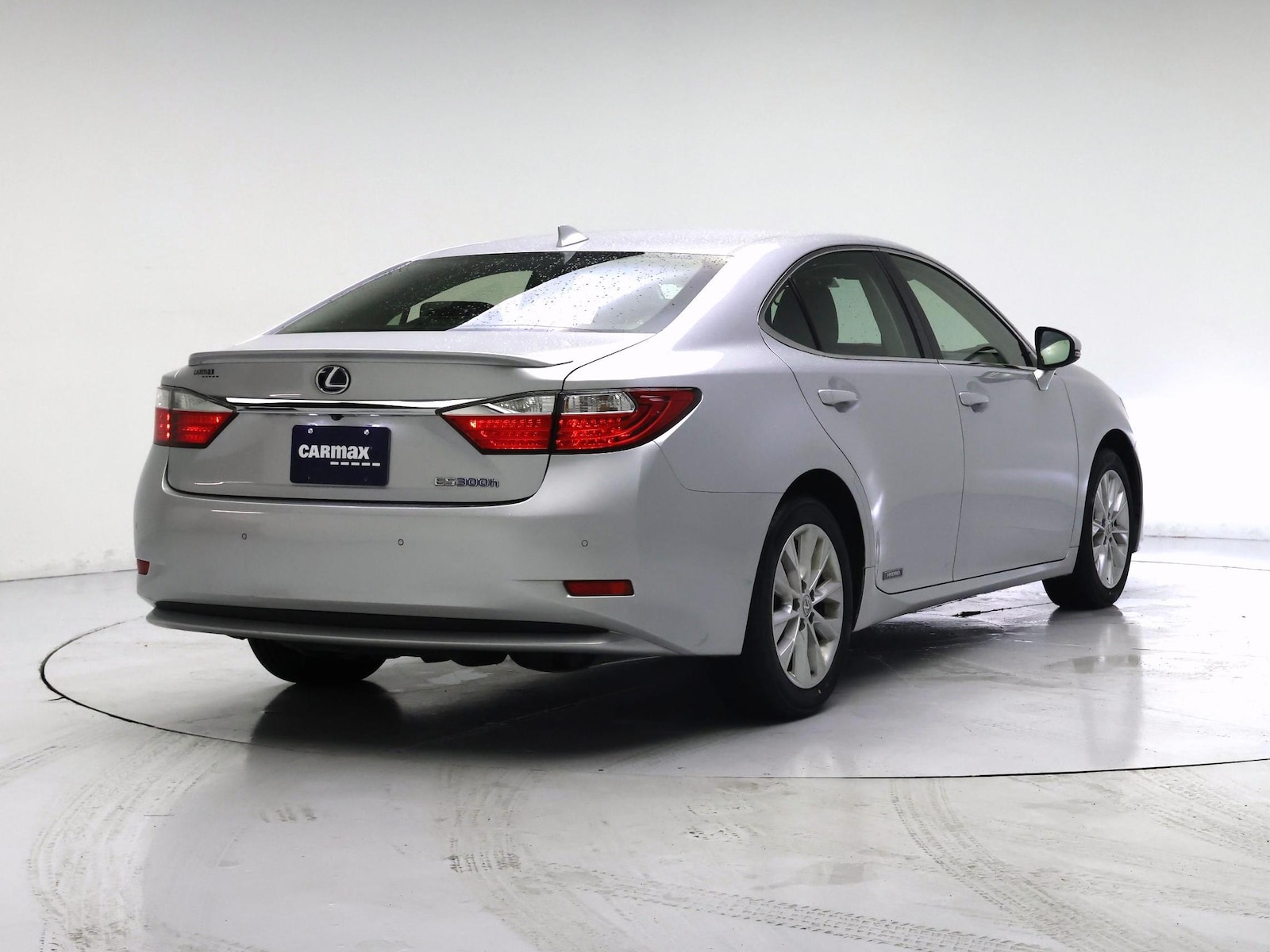 2015 Lexus ES 300h - Photo 9