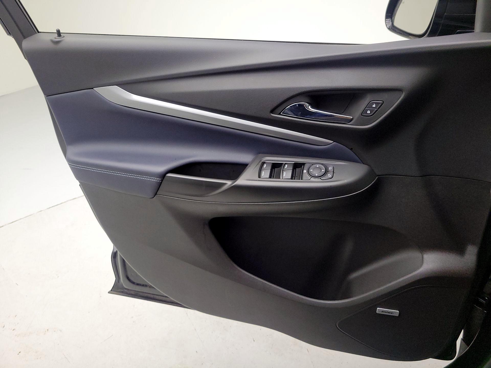 Thumbnail: 2022 Chevrolet Bolt EUV - 12