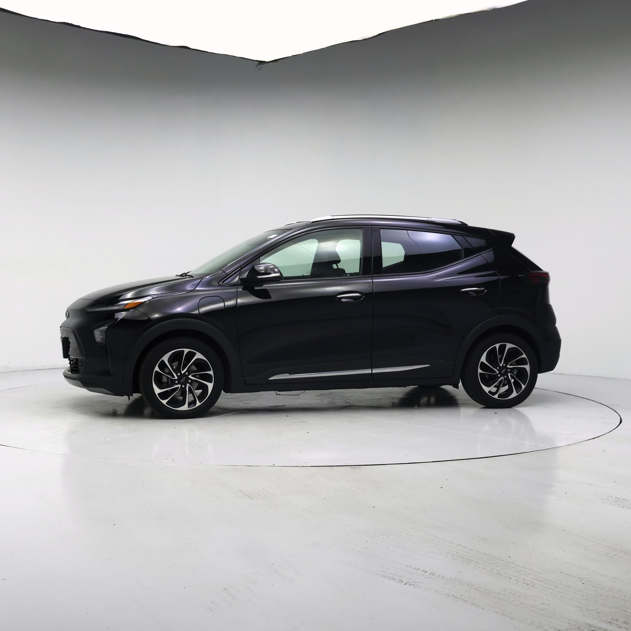 Thumbnail: 2022 Chevrolet Bolt EUV - 3