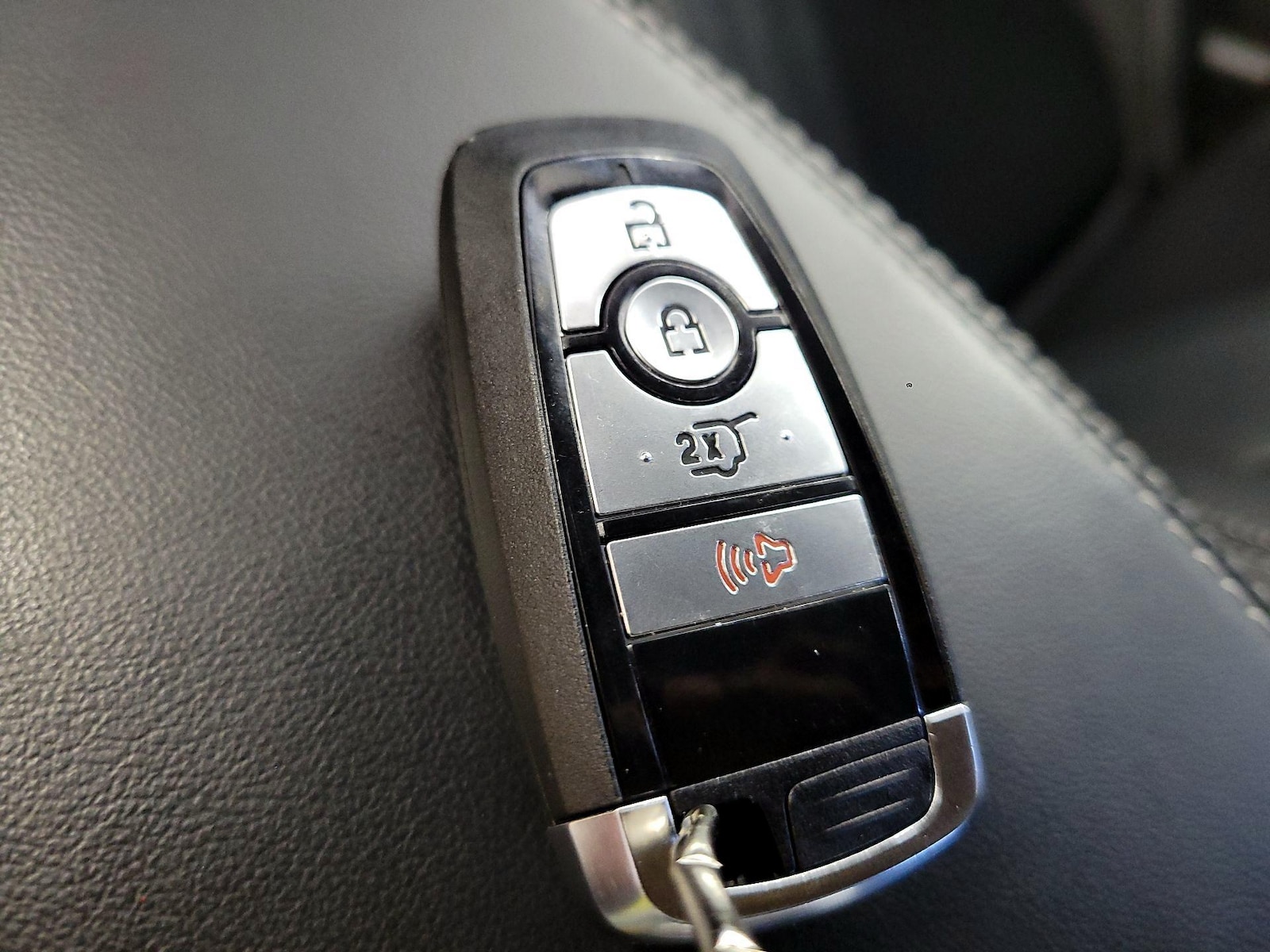 2024 Ford Mustang Mach-E Premium AWD - Photo 24