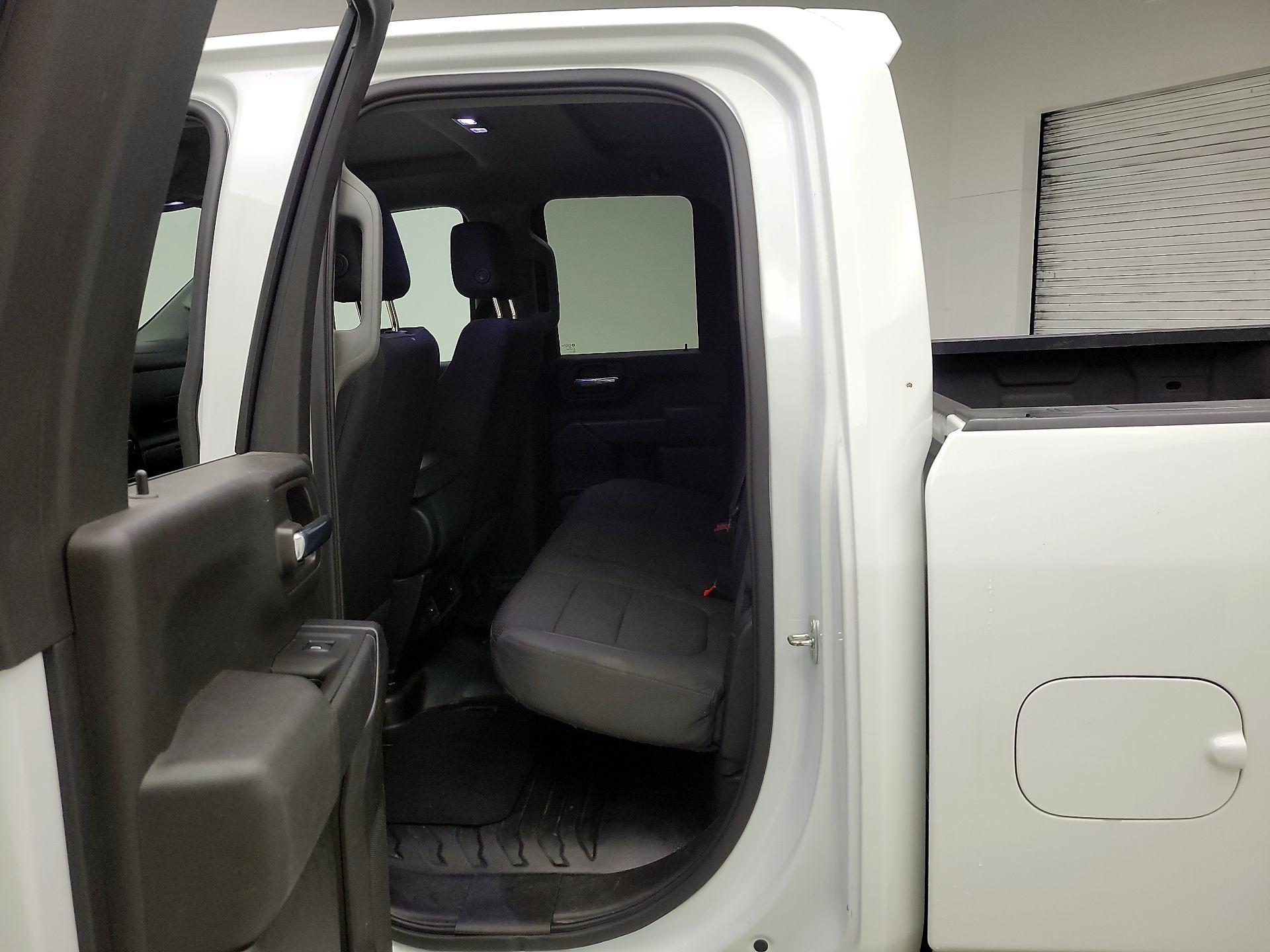 Thumbnail: 2021 Chevrolet Silverado 2500 - 19