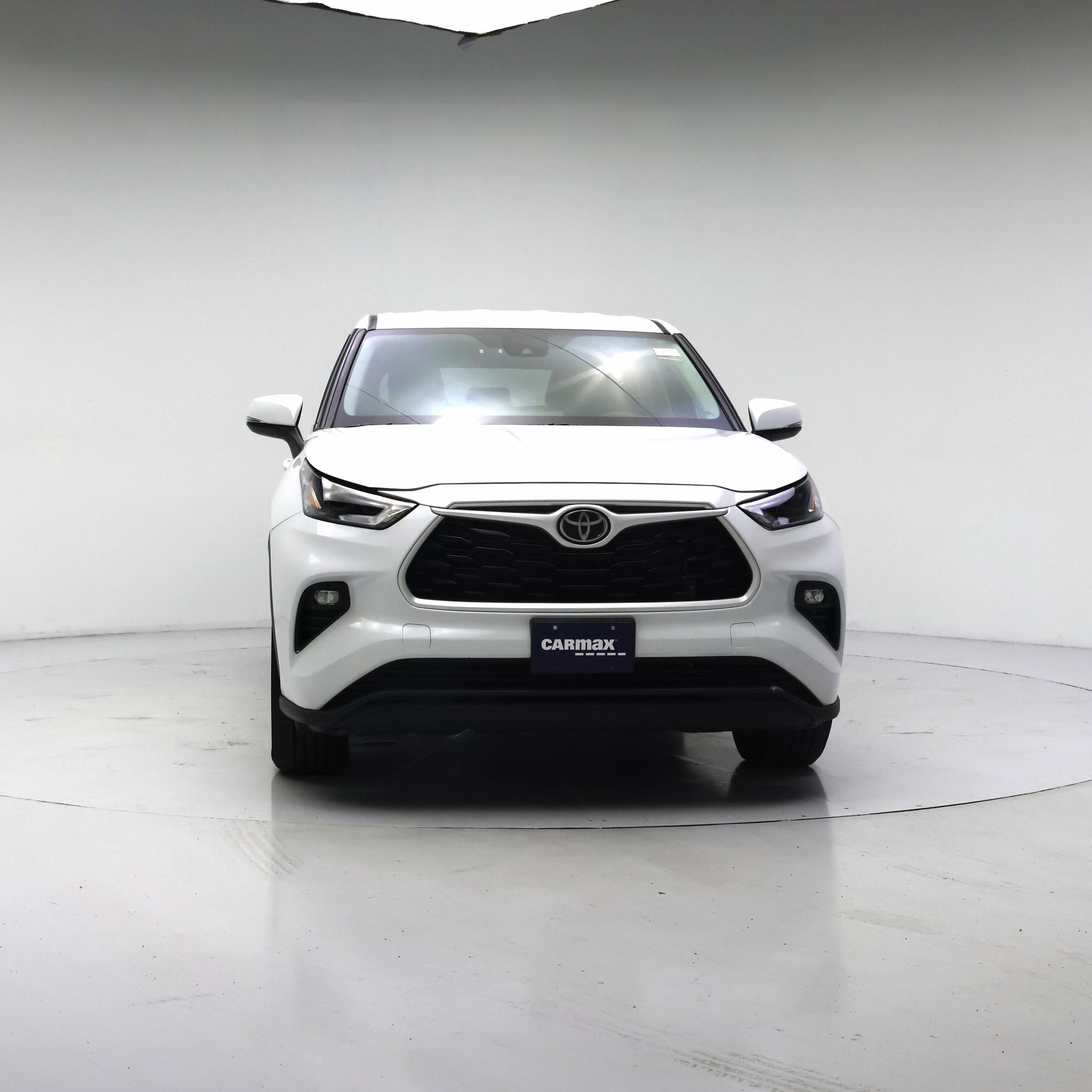Thumbnail: 2023 Toyota Highlander - 5