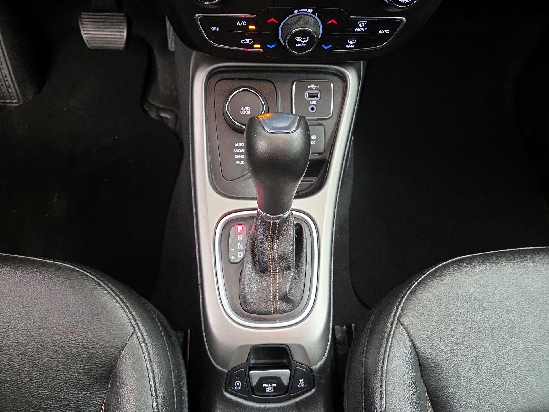 Thumbnail: 2021 Jeep Compass - 17