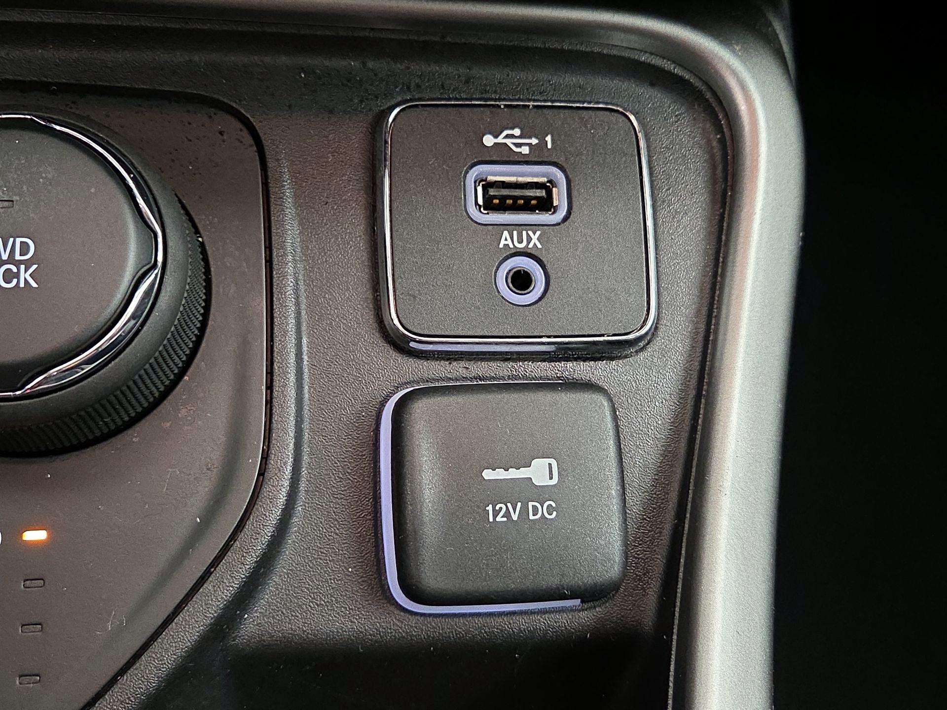 Thumbnail: 2021 Jeep Compass - 18