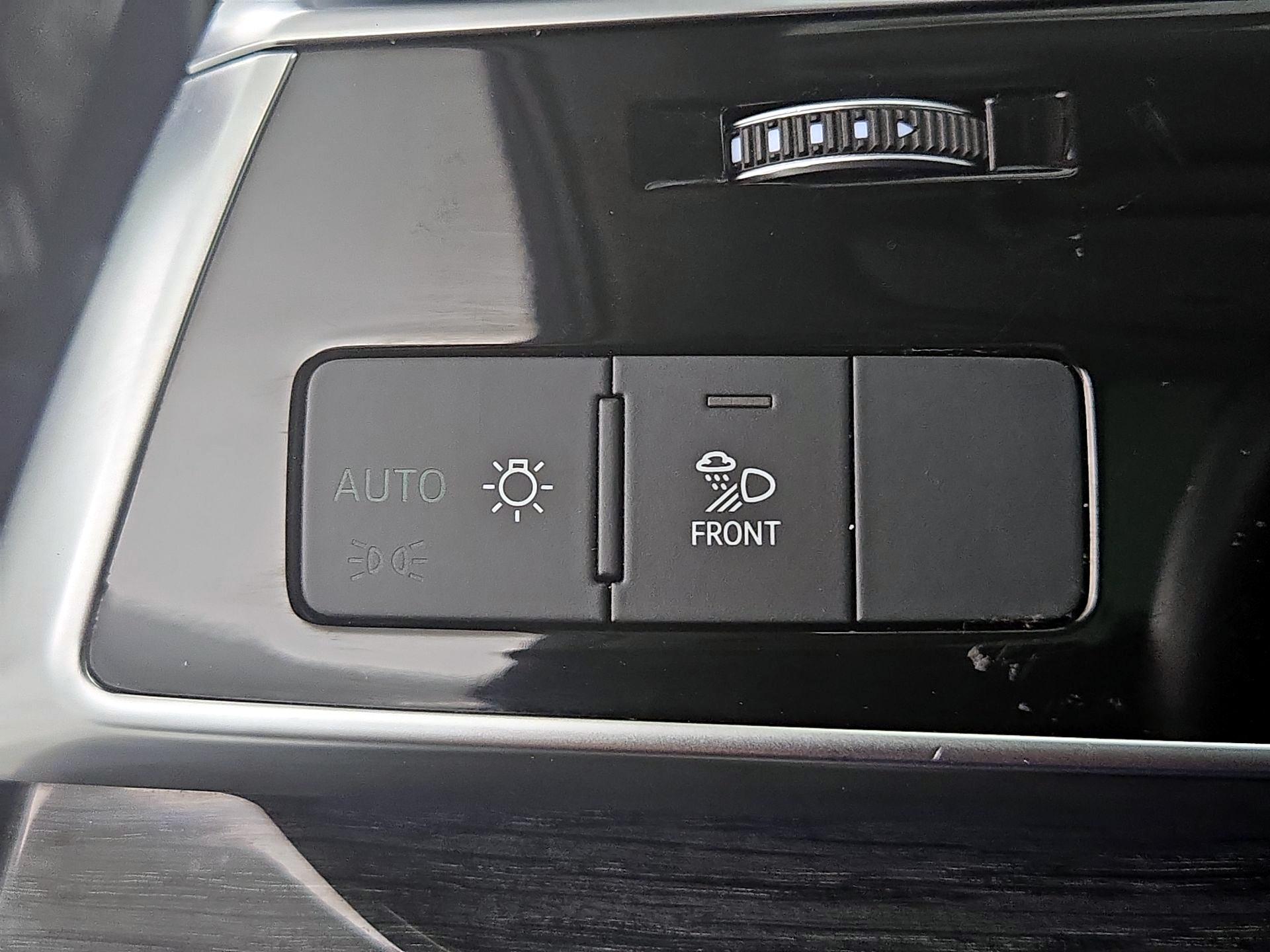 Thumbnail: 2021 Audi Q7 - 13