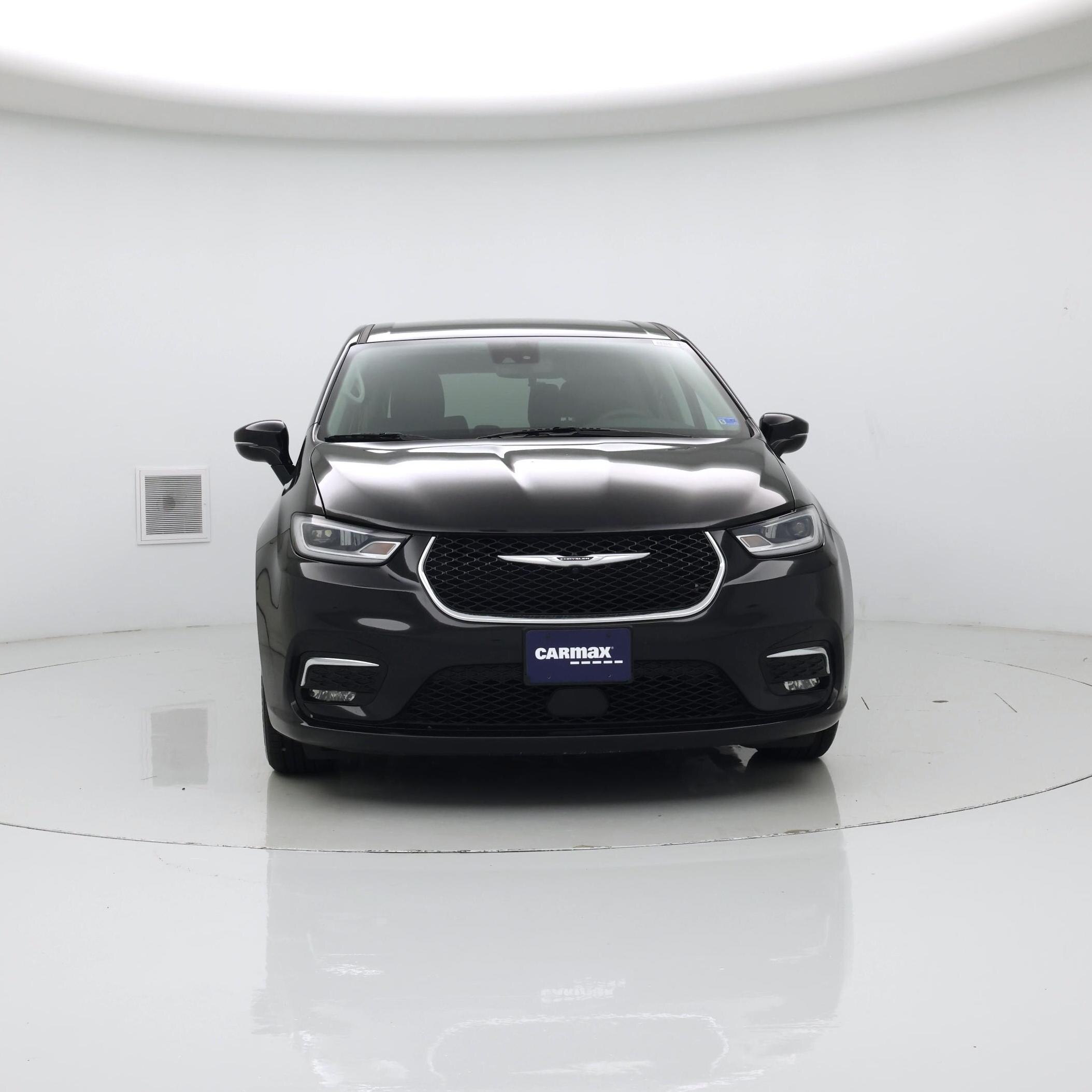 Thumbnail: 2024 Chrysler Pacifica - 5