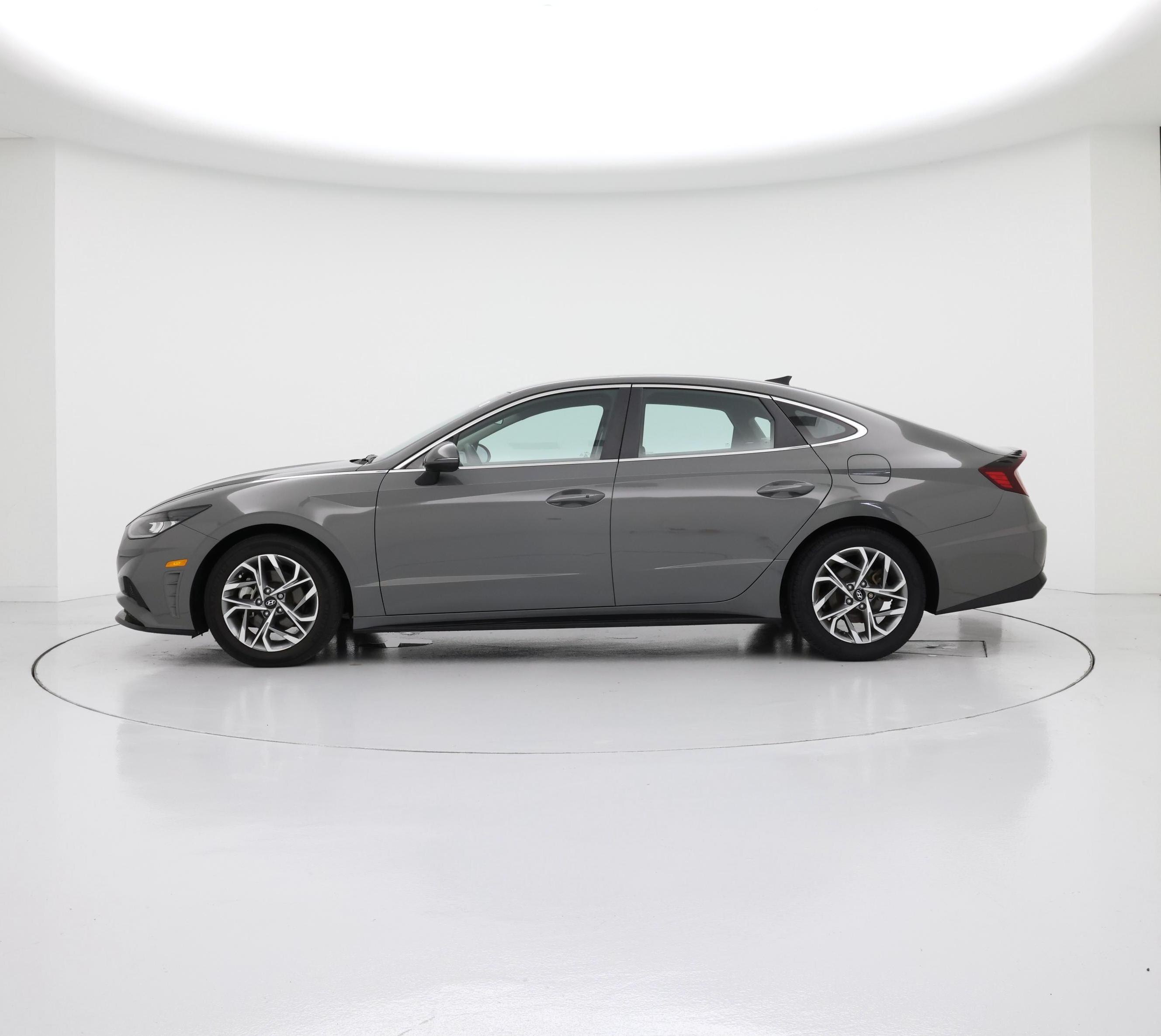 Thumbnail: 2022 Hyundai Sonata - 3