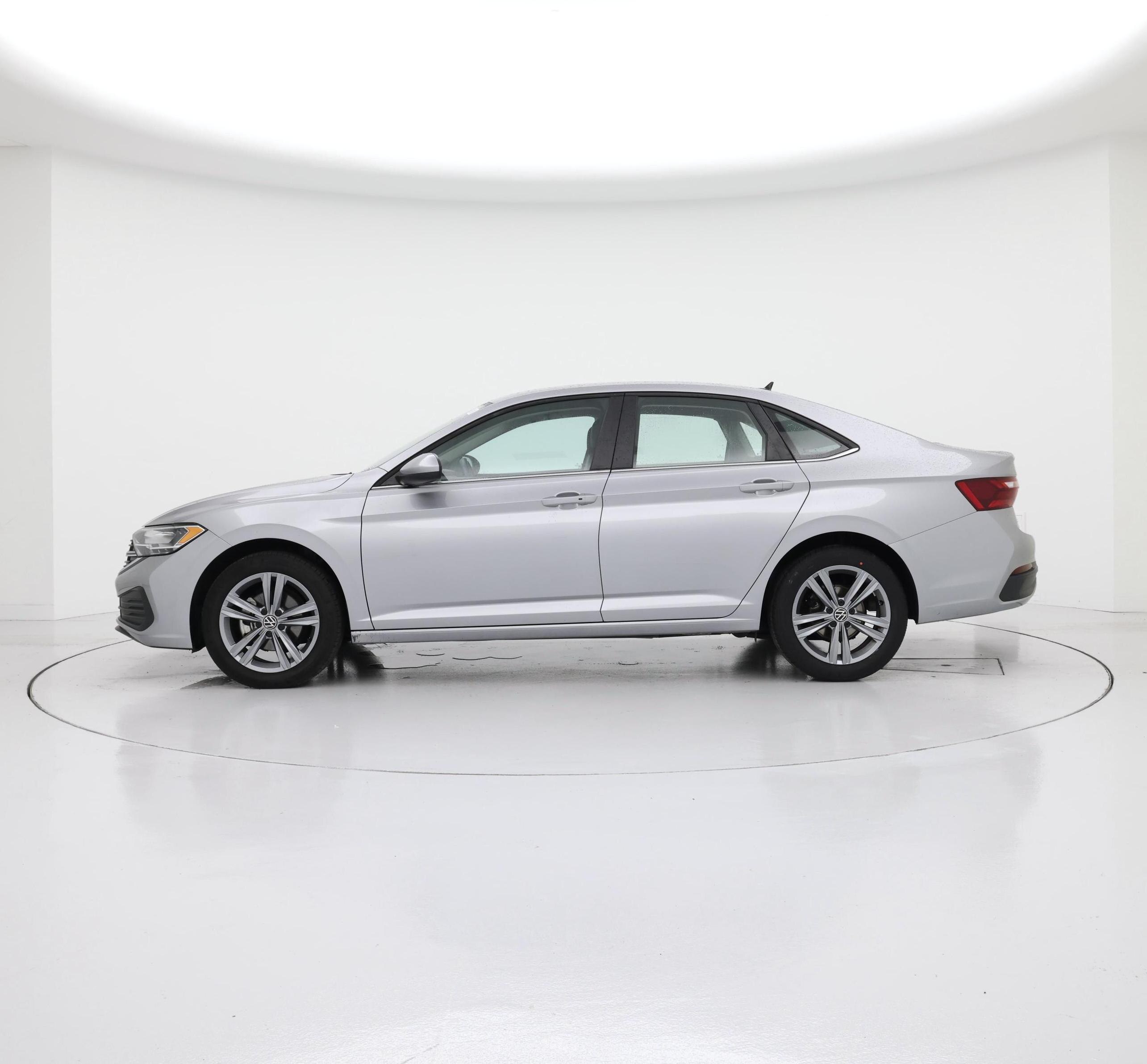Thumbnail: 2024 Volkswagen Jetta - 3