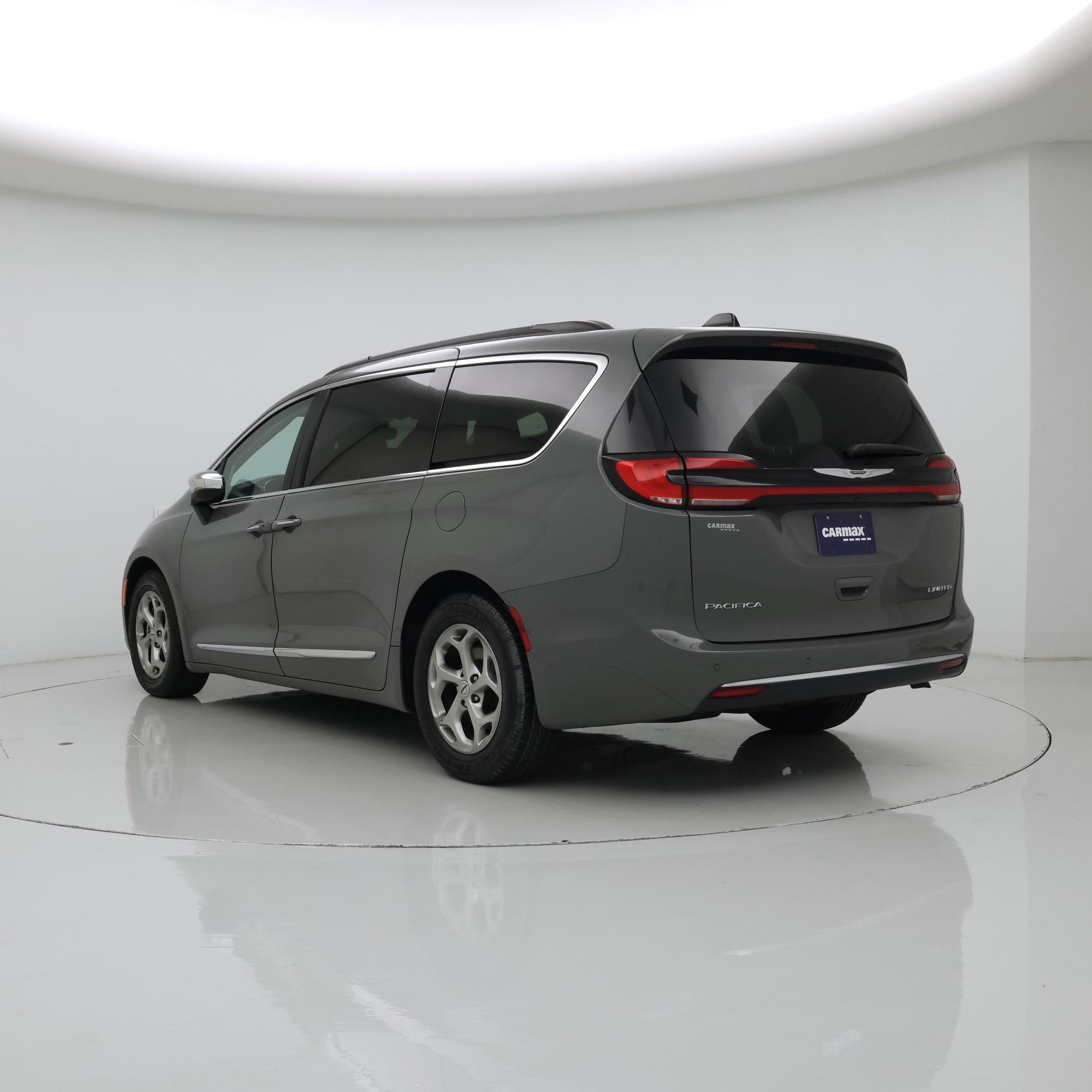 Thumbnail: 2023 Chrysler Pacifica - 2
